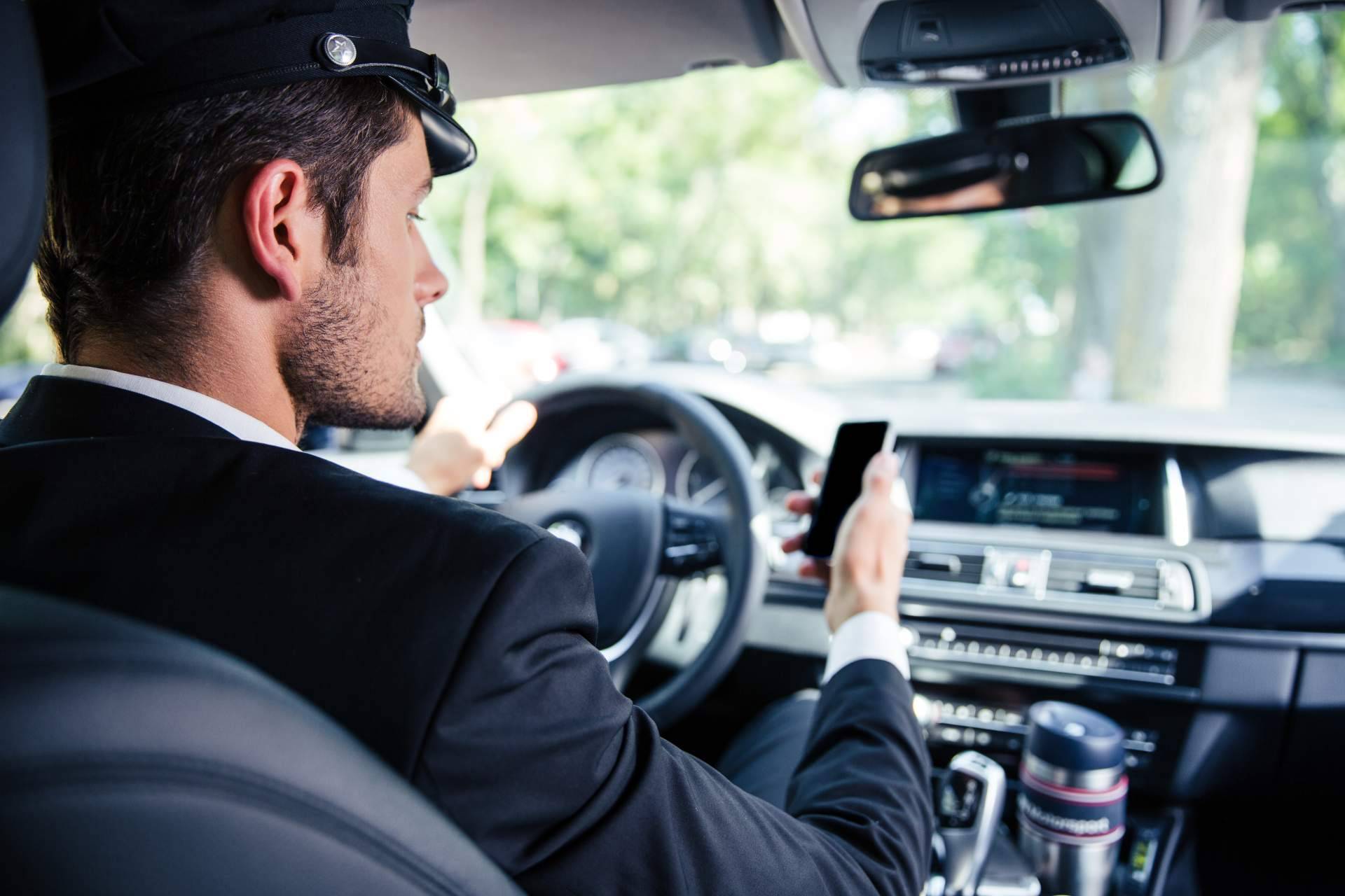 Cómo funciona el servicio transfer y taxi en Málaga de Taxi Málaga Airport Charly transfer 24 hours