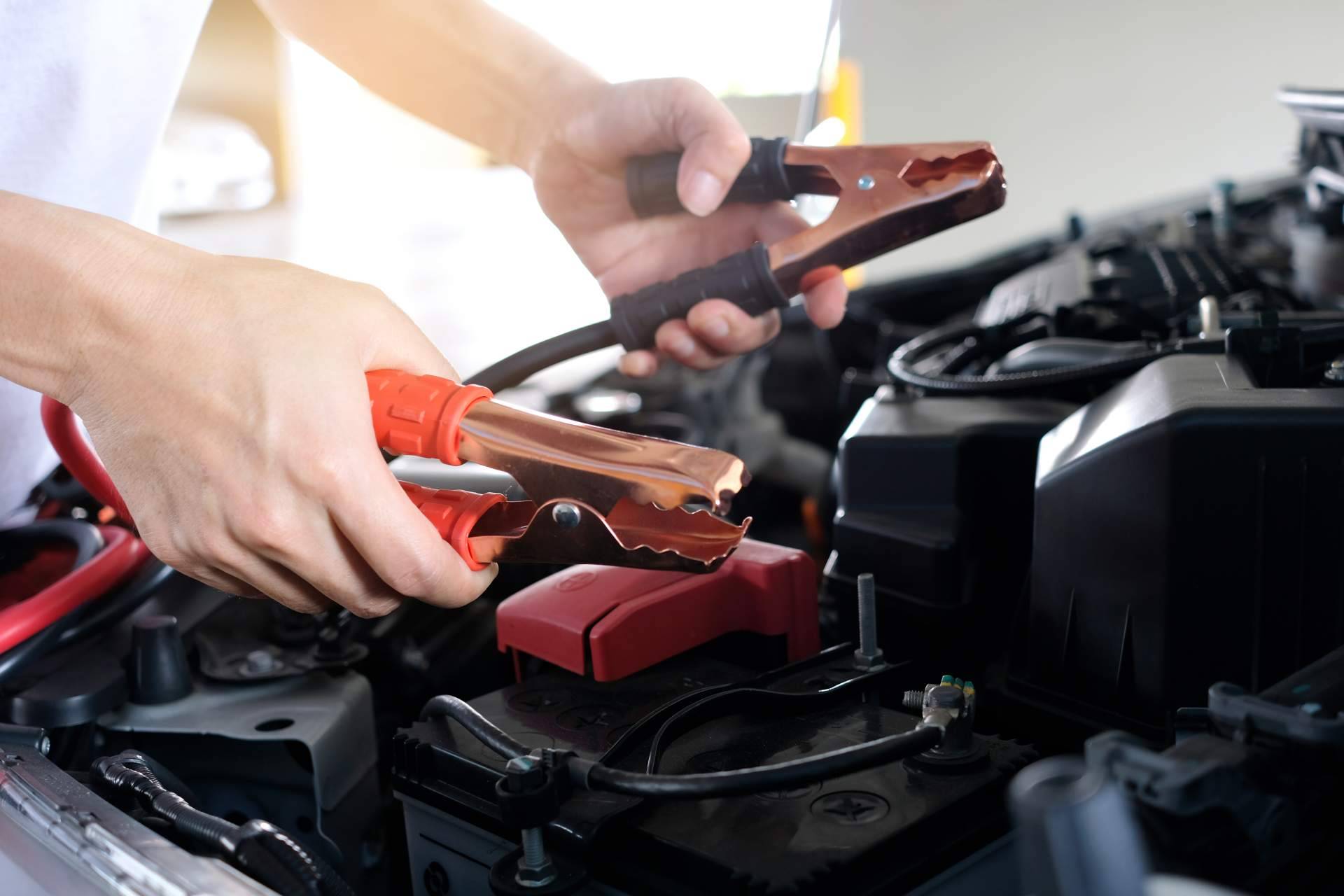 Recomendaciones para hacer un mantenimiento preventivo de la batería del coche, por Baterías.com