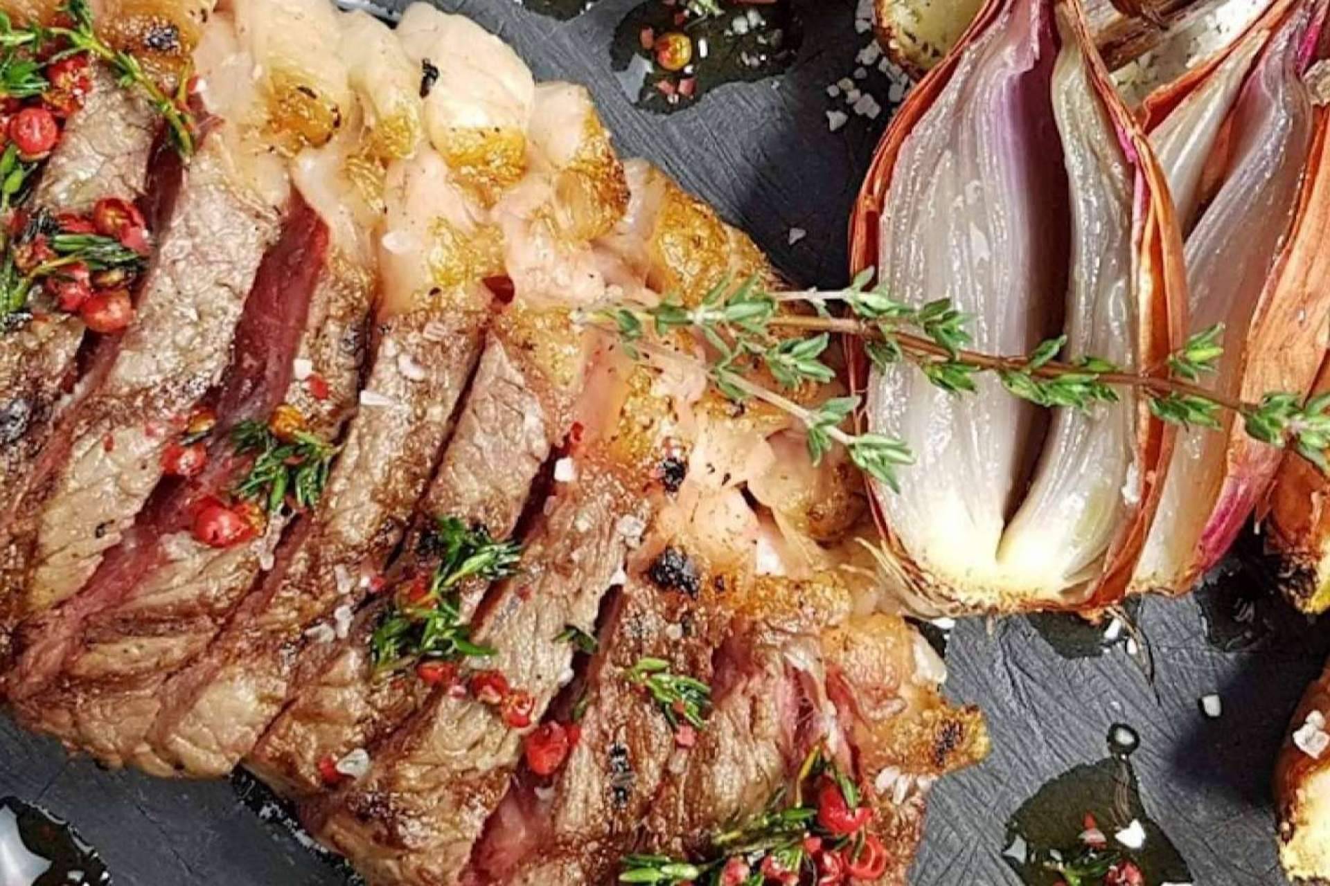 Vic Brasería ofrece el menú degustación Entrecot Girona