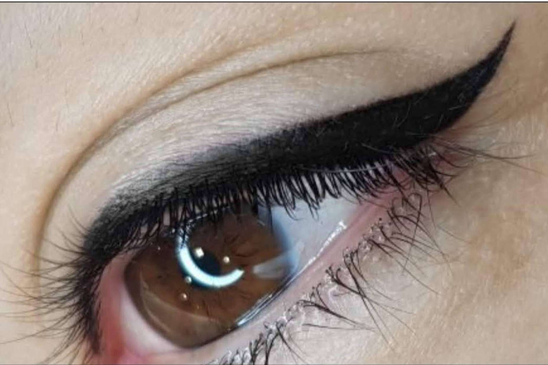 ¿Cómo son los cursos de microblading y micropigmentación impartidos en VG Virginia Gómez?