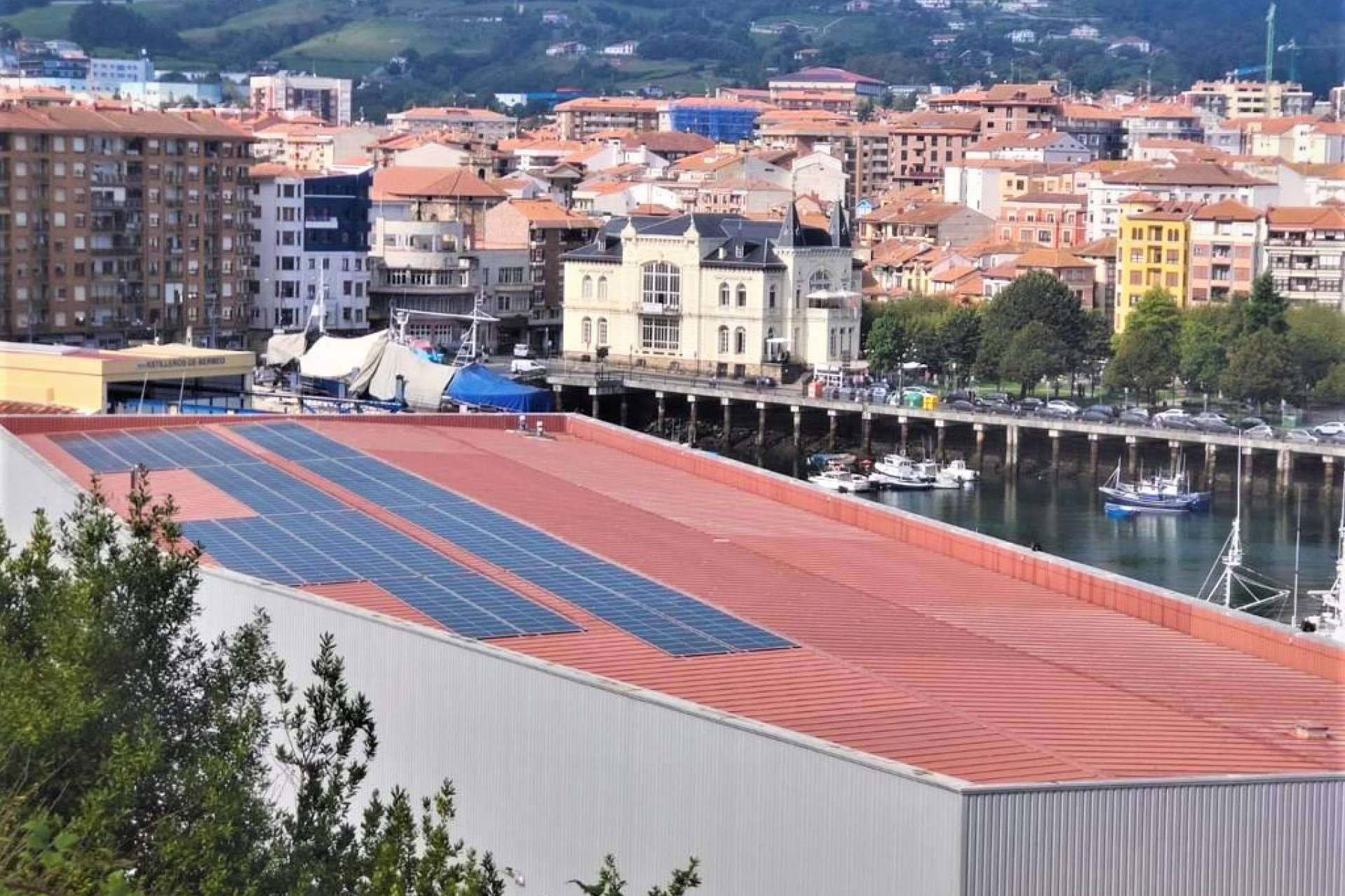 Para las empresas, Energiber propone una estrategia de compra de energía fotovolotaica