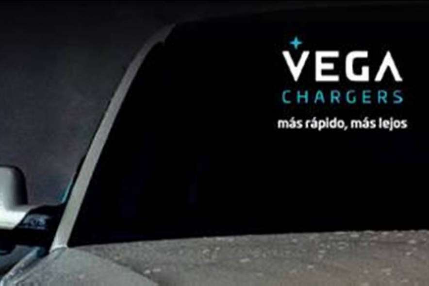 ALOHA Gravity, la nueva estación de recarga DC de altas prestaciones y diseño rompedor fabricada por la empresa VEGA Chargers