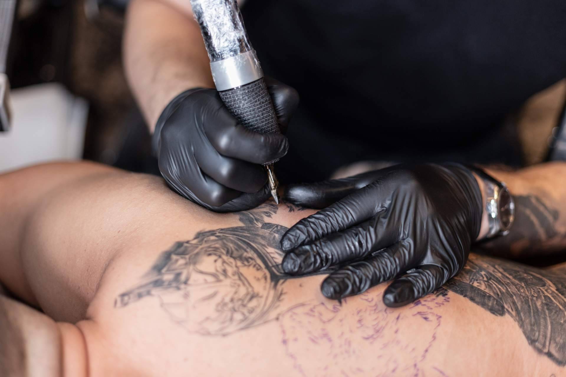 ¿Cómo encontrar los mejores estudios de tatuaje en Valencia? Tu Medio Digital