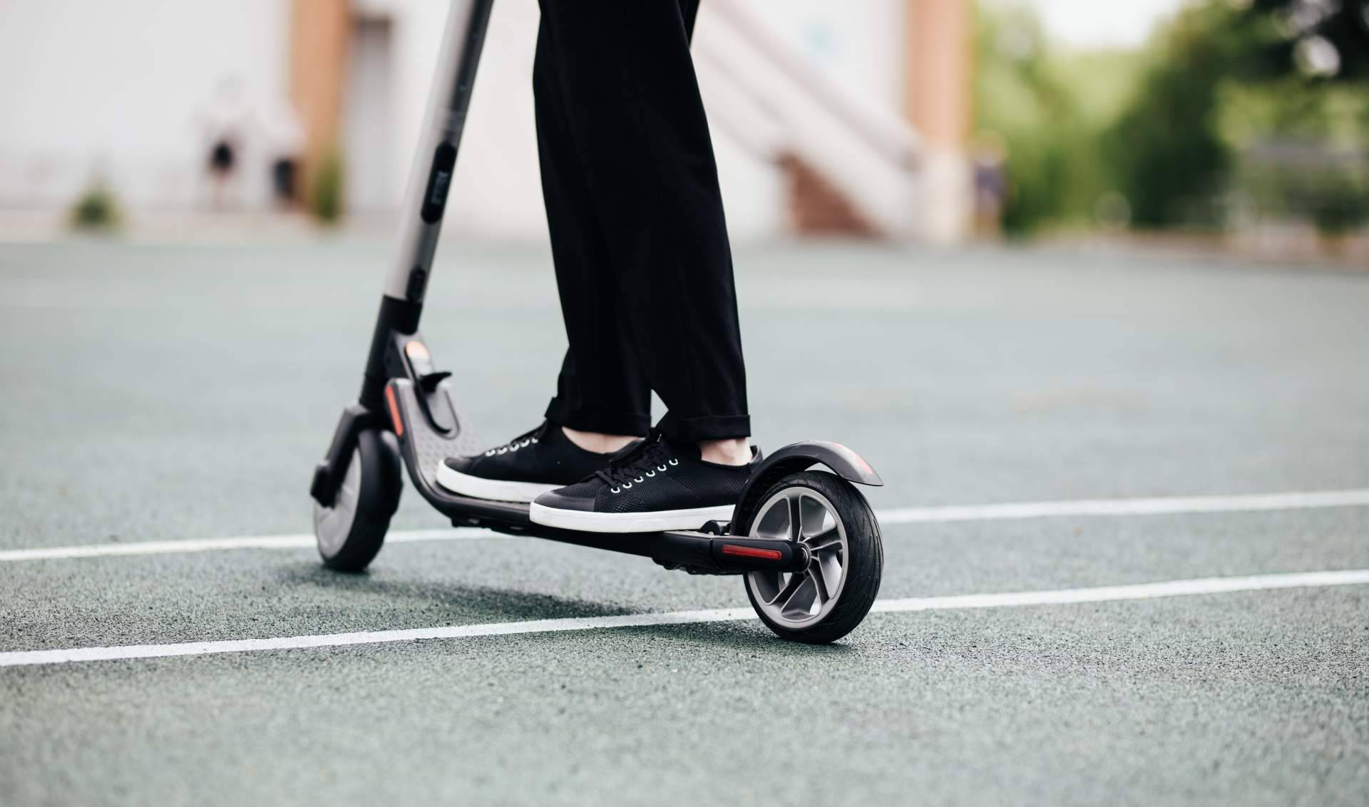 Talleres LYNX ofrece servicios de reparación batería patinete eléctrico