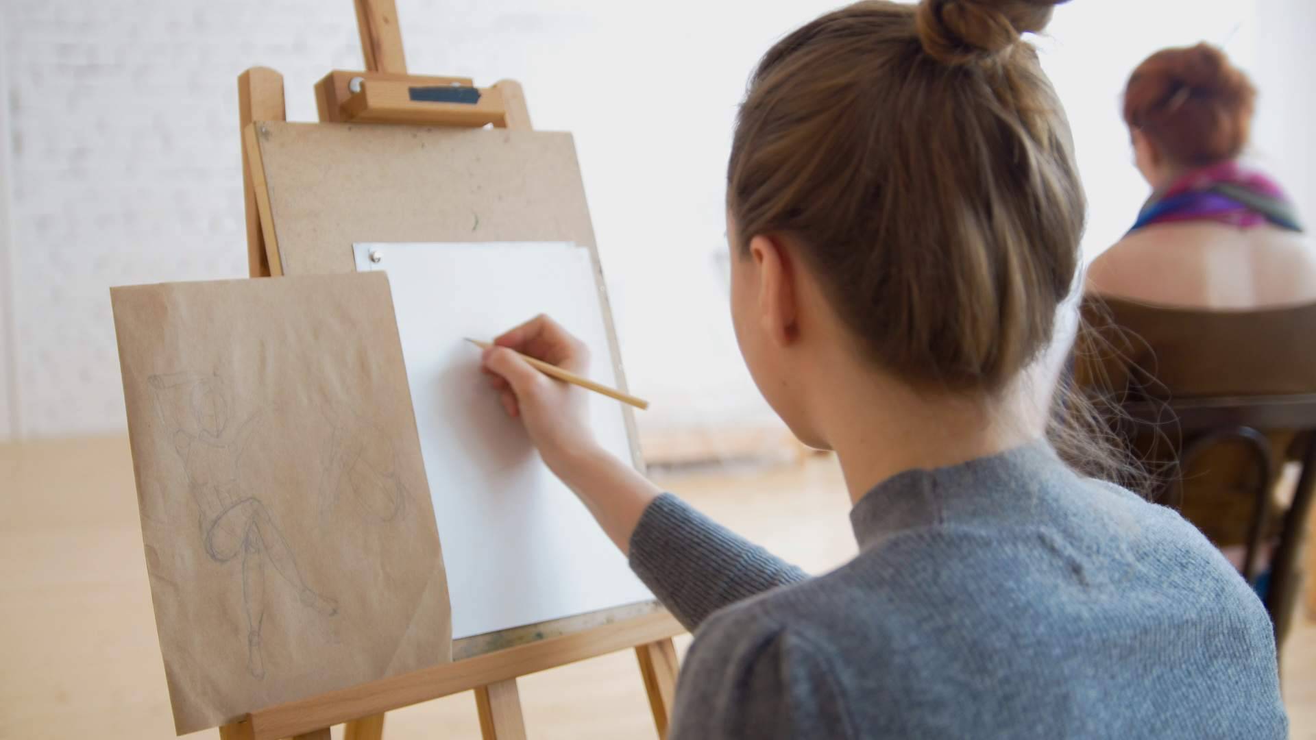 El Taller de la Salamandra explica la importancia de la personalización en la enseñanza de artes