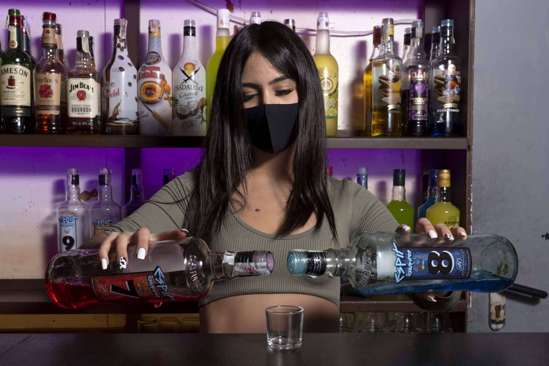 Commo - Espit Chupitos Madrid Sol, los chupitos vuelven a estar de moda