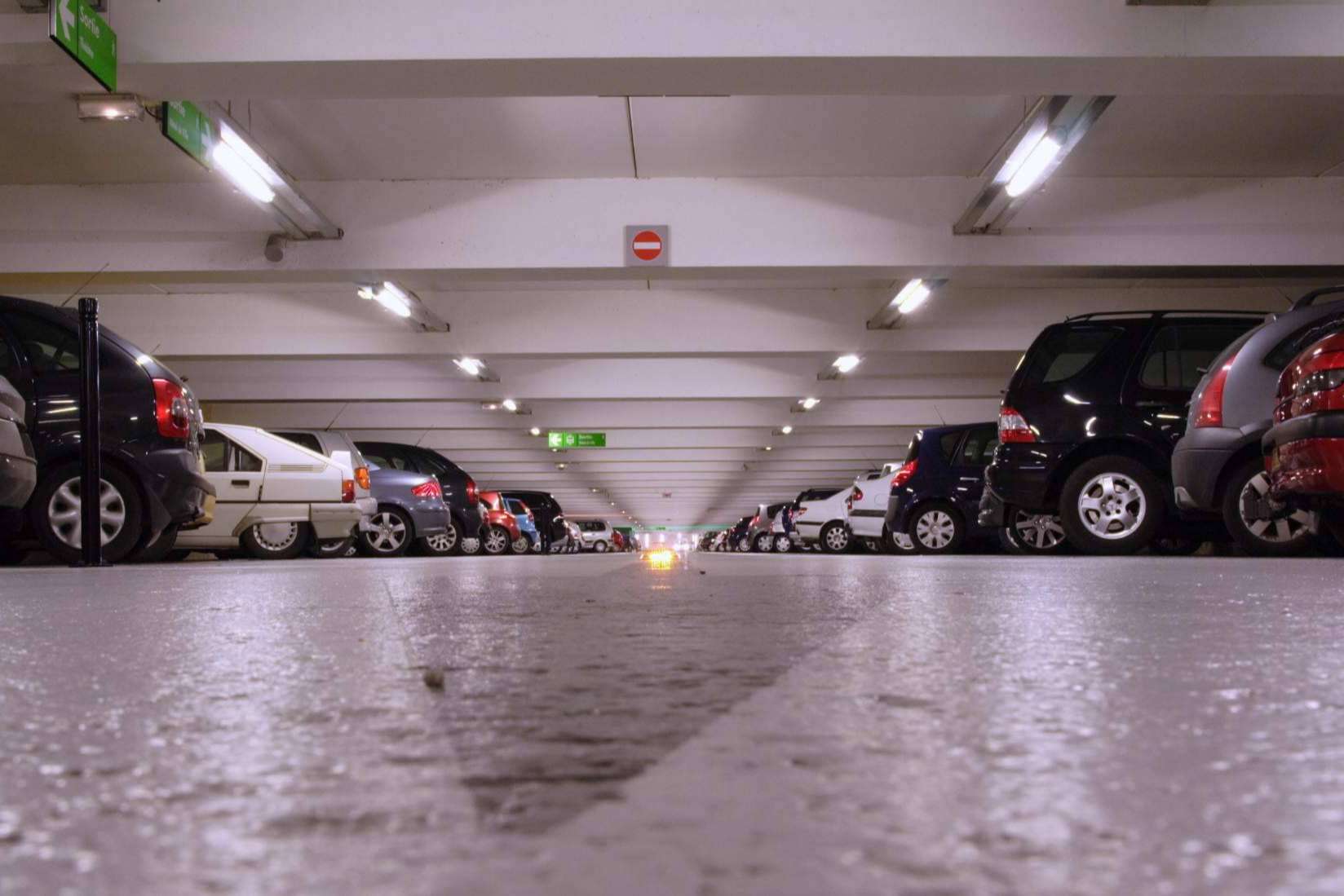 ParkingYa! ayuda a vender una plaza de garaje