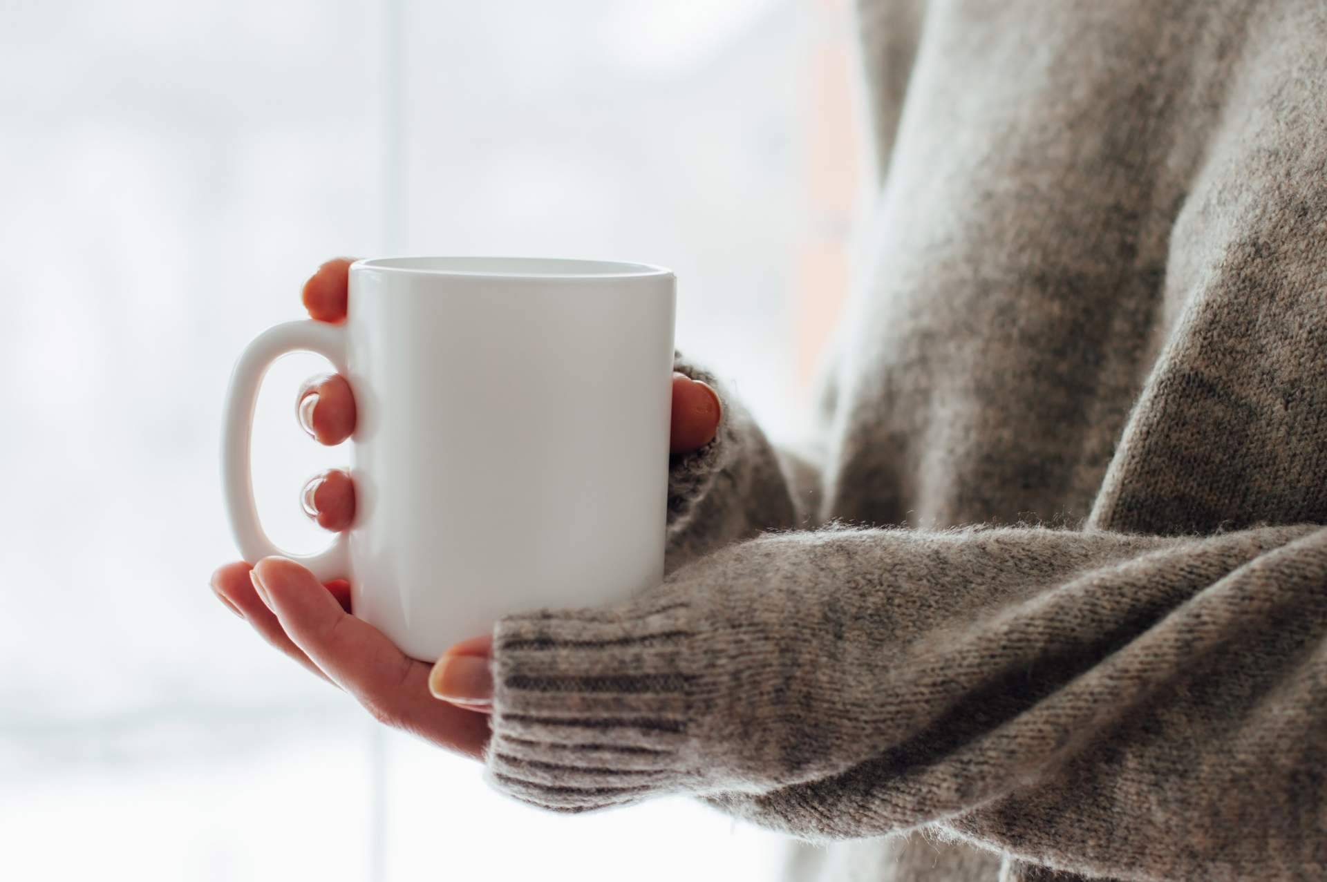 3 originales formas de utilizar las tazas publicitarias para llegar al corazón de los clientes, por la compañía RegaloEmpresas