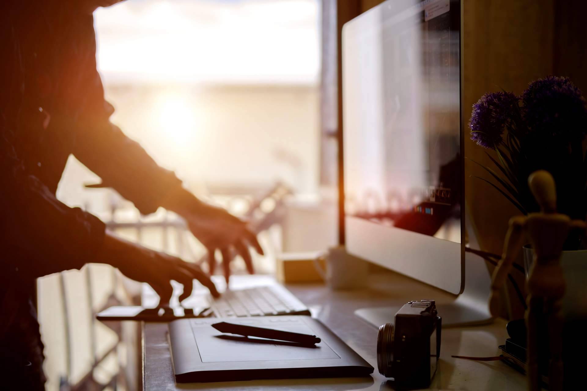 Entre Trámites ayuda a pymes y autónomos a conseguir hasta 12.000€ para digitalizar un negocio