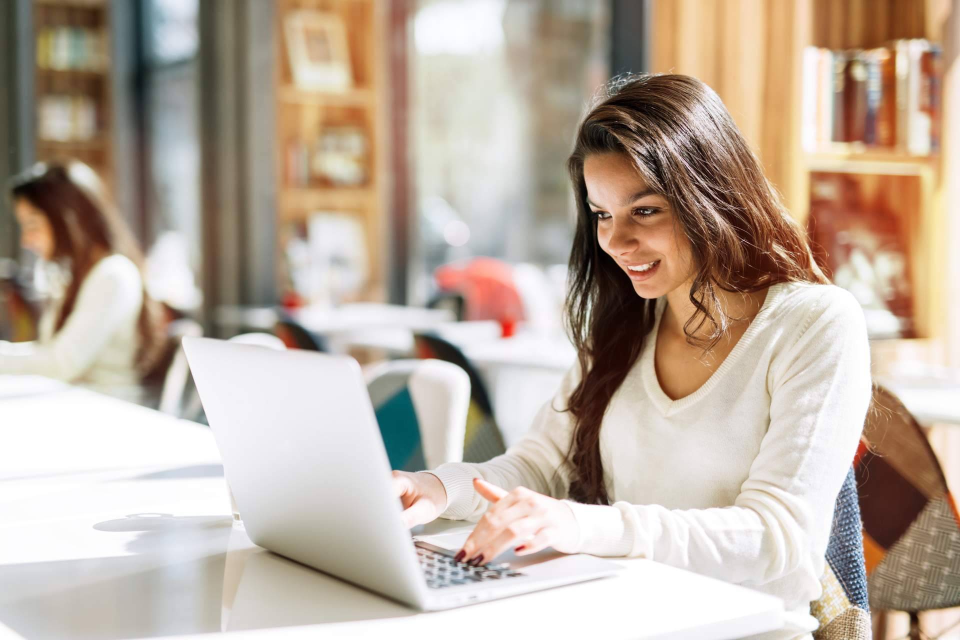 La Agencia Play, una de las primeras agencias de marketing digital y lanzamientos para las mujeres emprendedoras