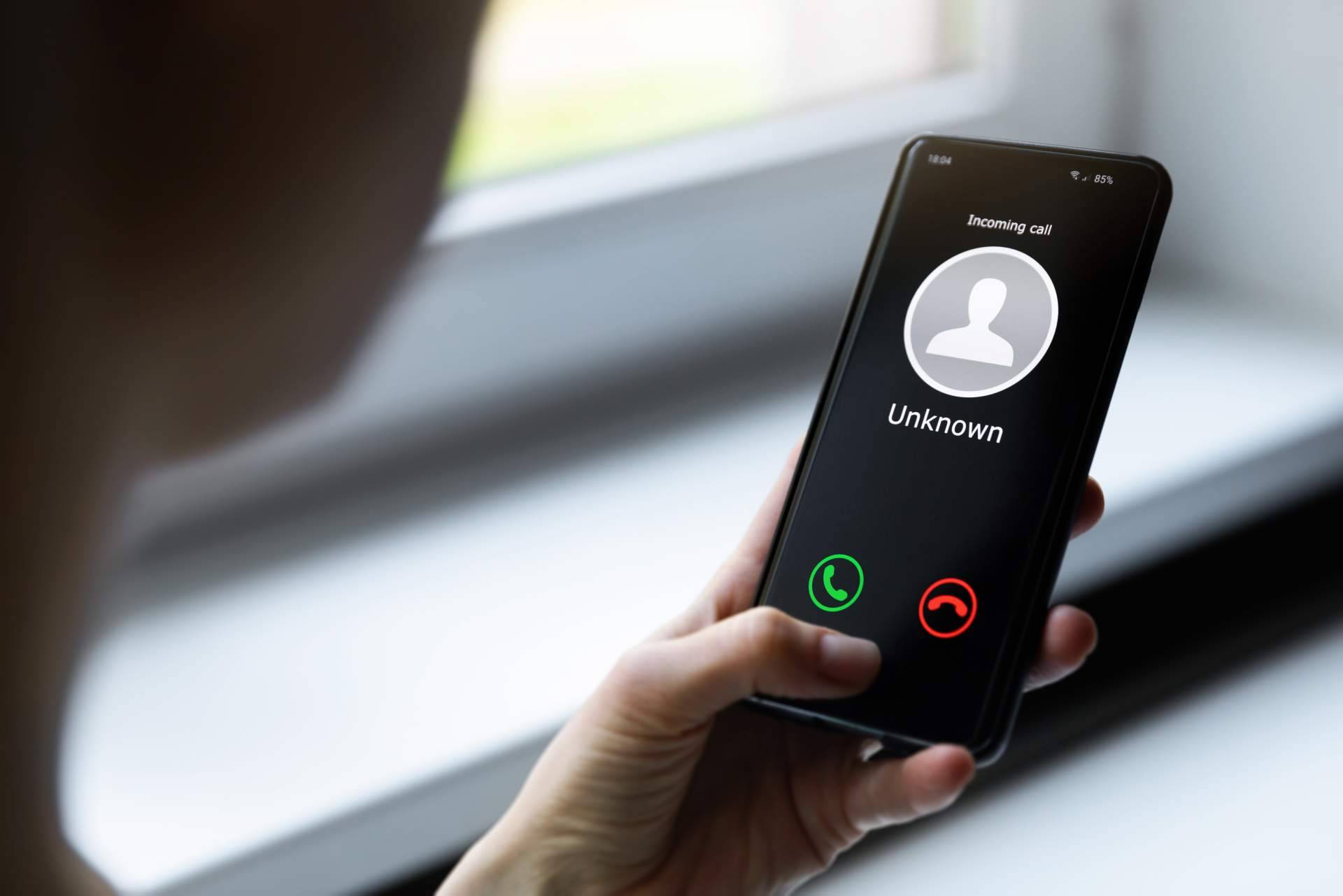 Un nuevo servicio web que alerta de números de teléfono desconocidos que hacen llamadas comerciales, SpamDigital