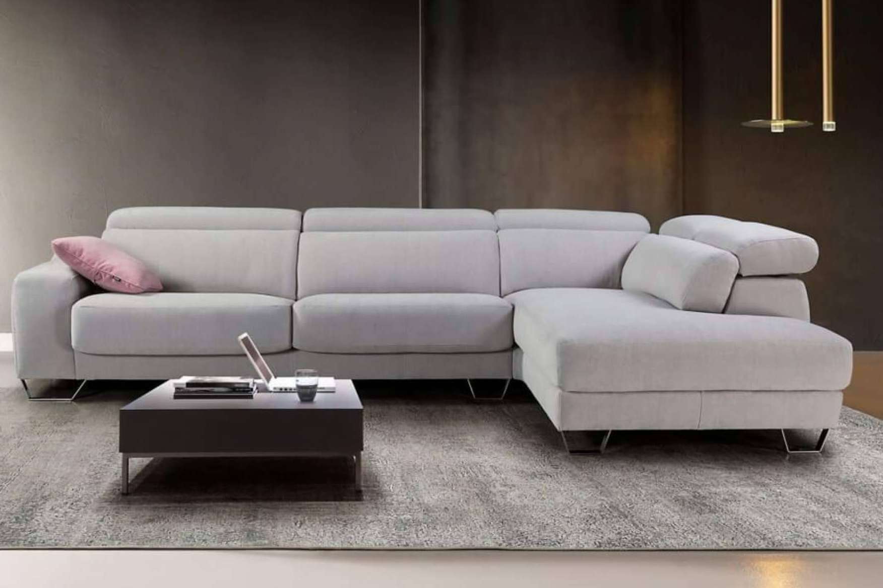 Sofás con chaise longue de Home and Relax para una mayor comodidad