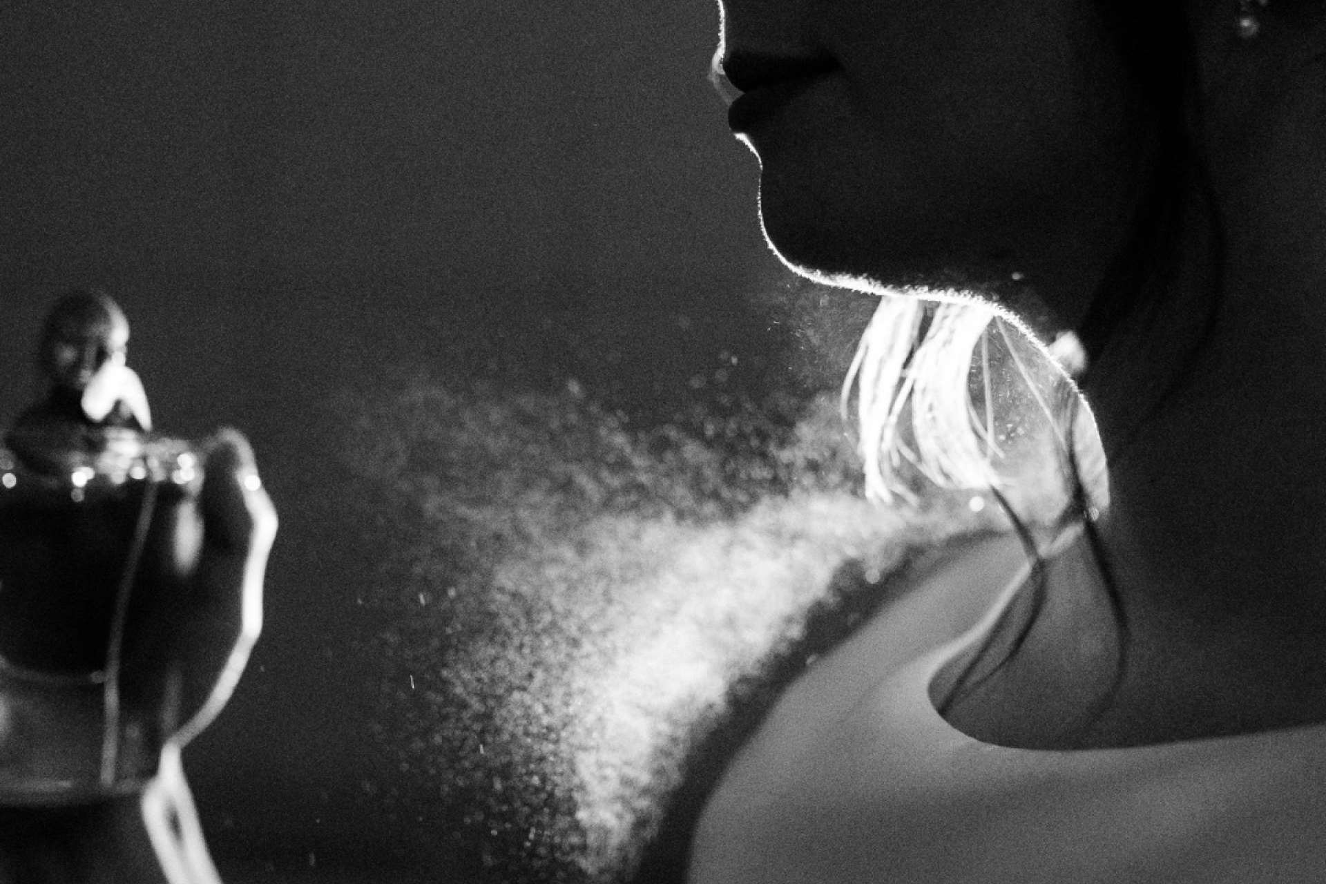 ¿Dónde encontrar perfumes y cosmética de alta calidad? Crisessens.es