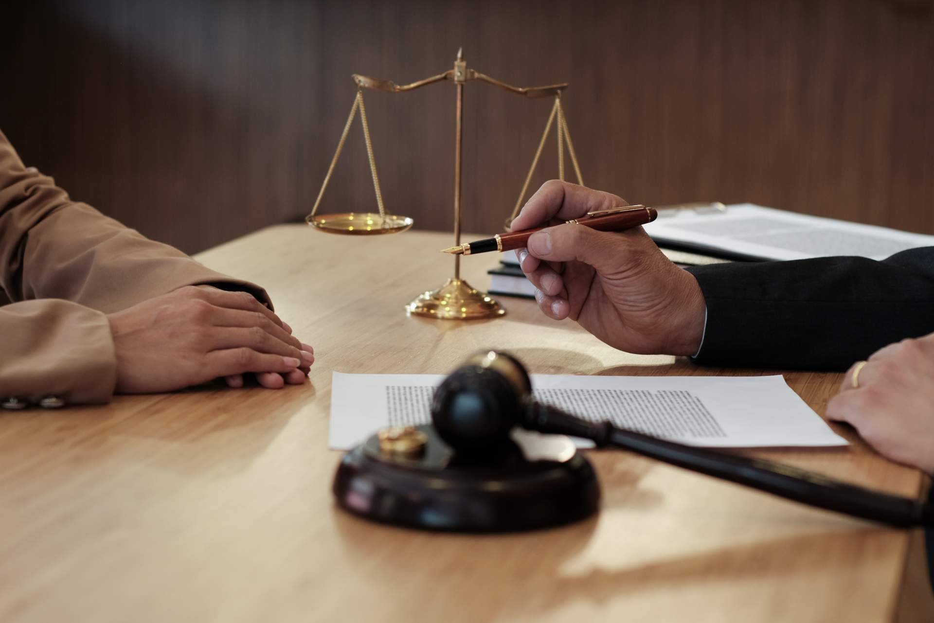 La importancia de un buen asesoramiento legal en los desplazamientos de los trabajadores