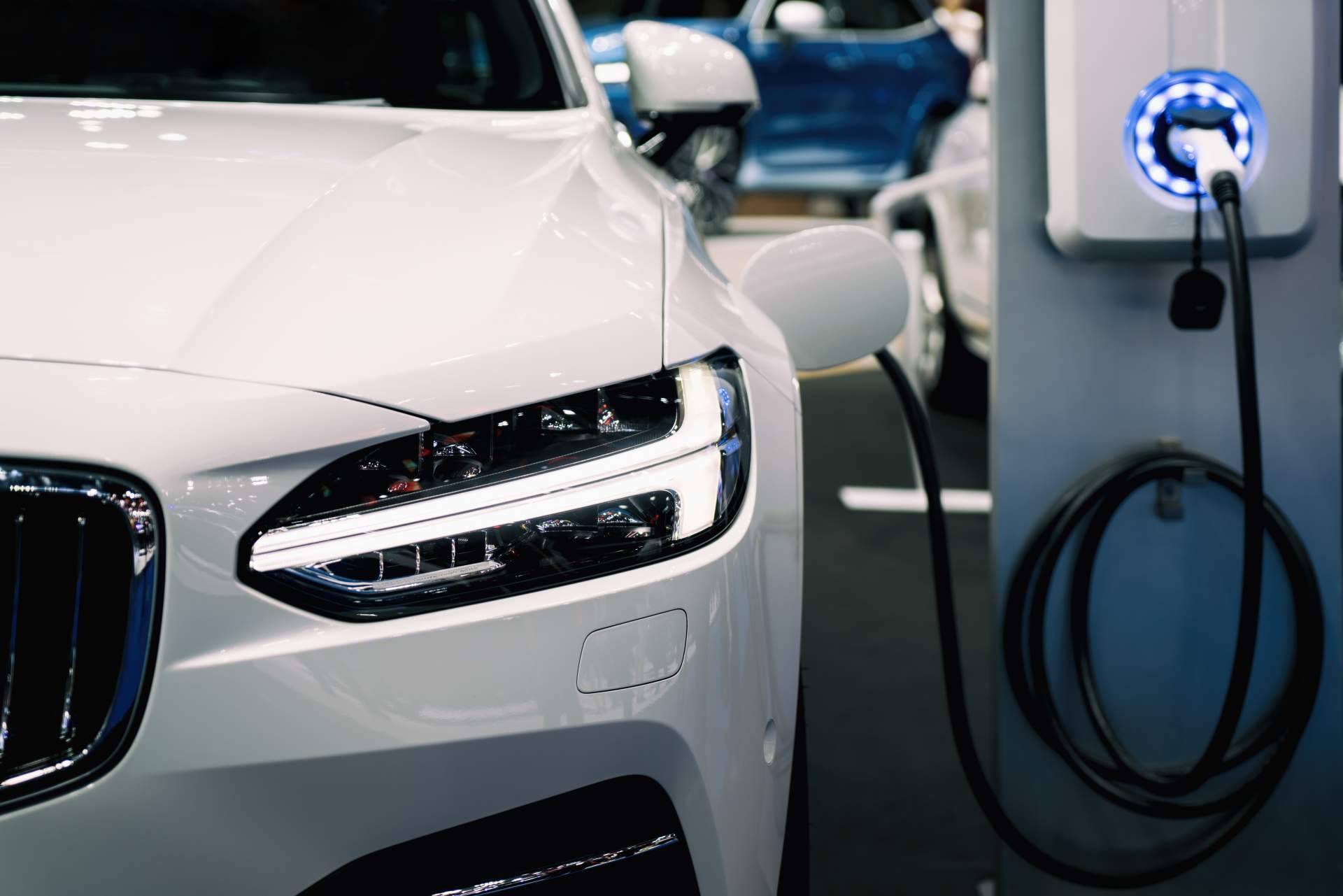 Instalar un punto de recarga para coche eléctrico con Smart Wallboxes