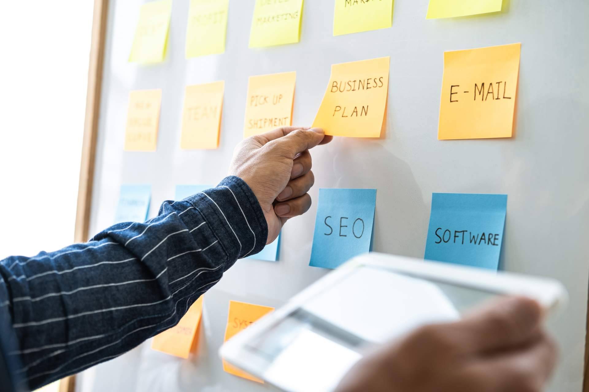 ¿Cuáles son las opiniones de los clientes sobre la agencia de marketing digital Creatit?