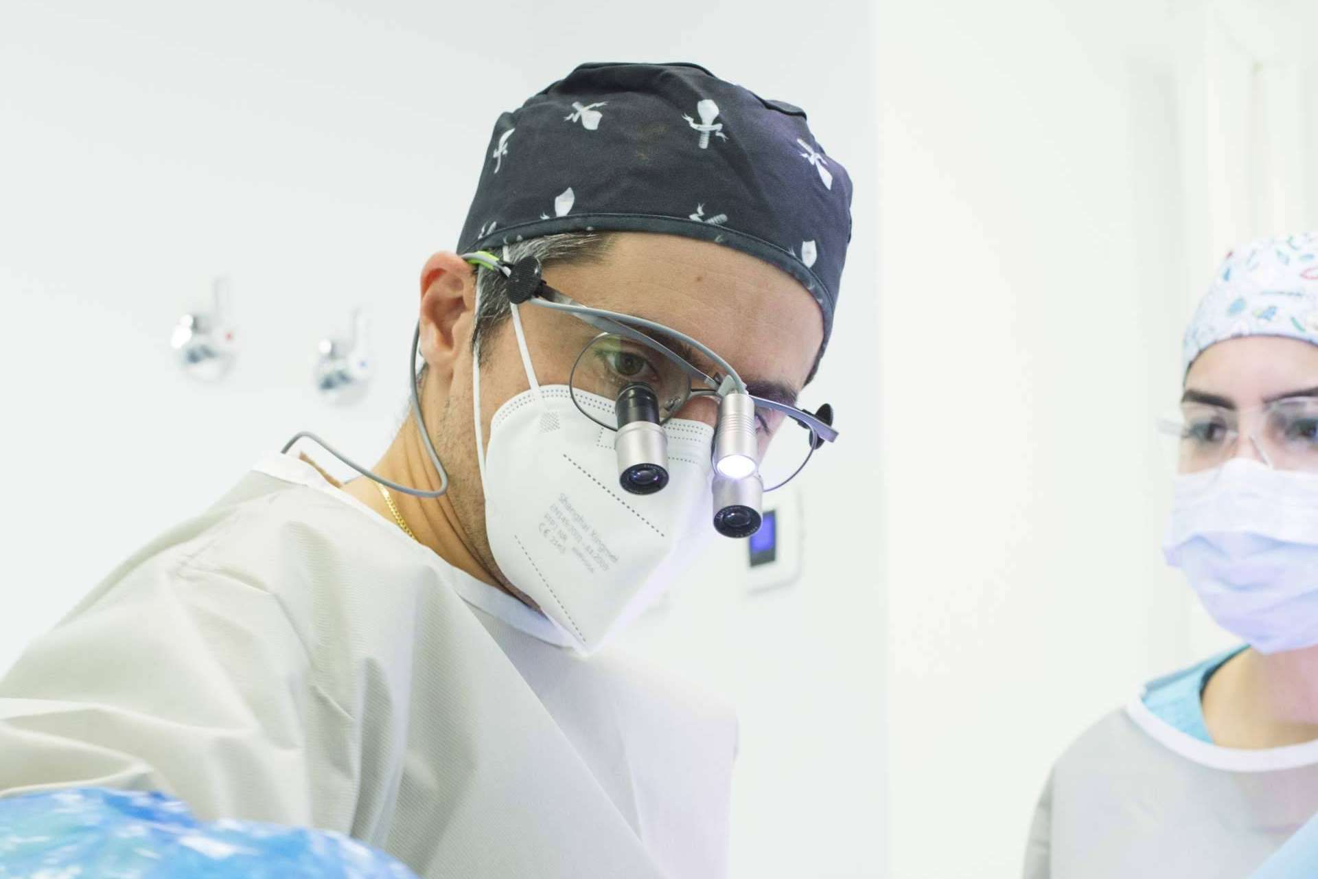 Recuperar la sonrisa a través de los implantes dentales