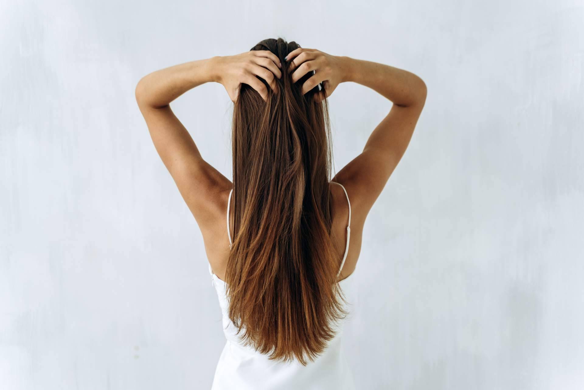 DSD De Luxe explica cómo prevenir y reducir la caída del cabello