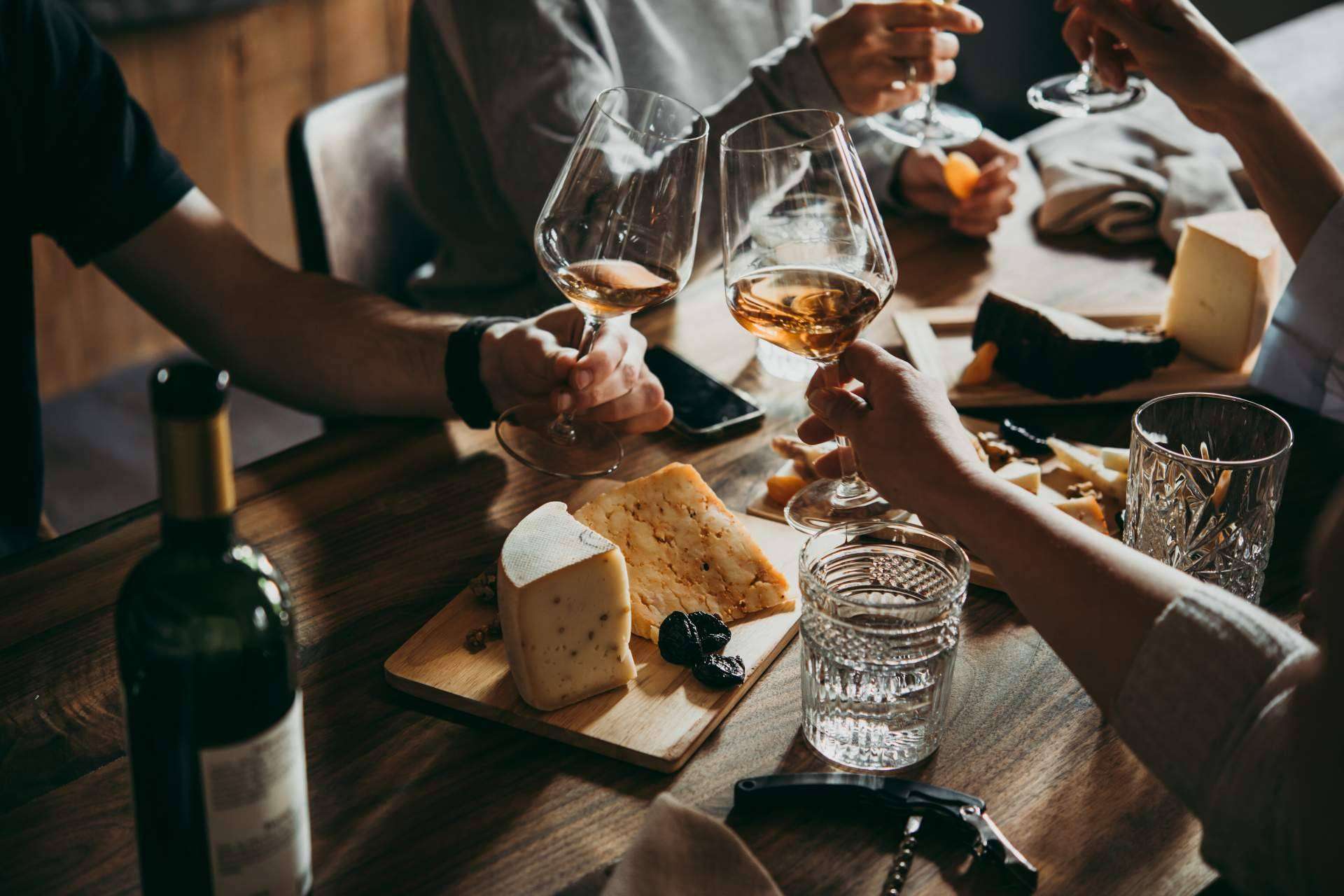 Amplia variedad de vinos para acompañar las cestas gourmet de la tienda online Bon León