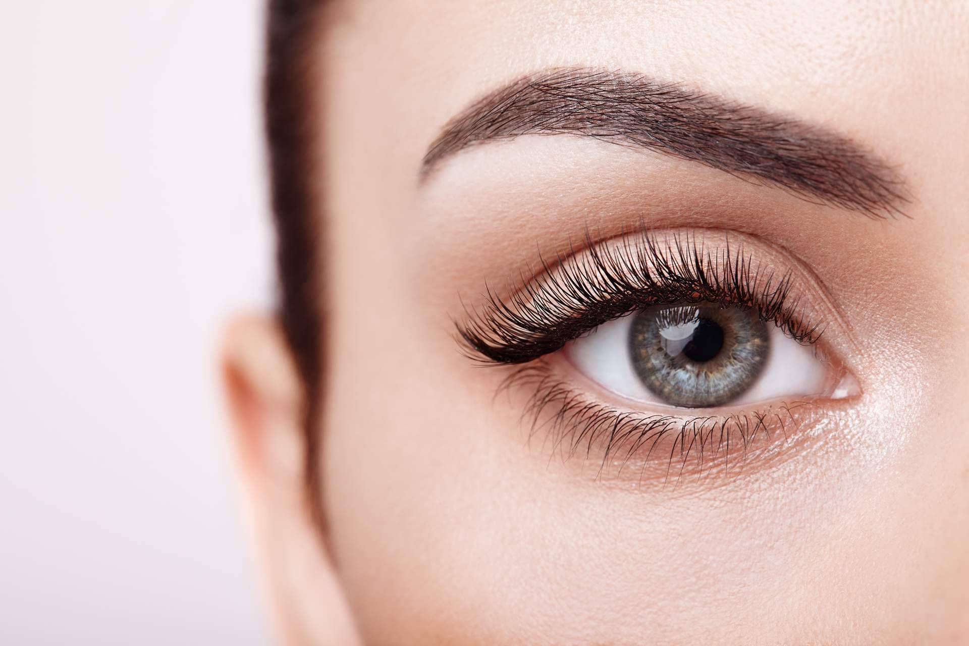 El producto que garantiza unas pestañas largas y naturales es Wuti Eyelash
