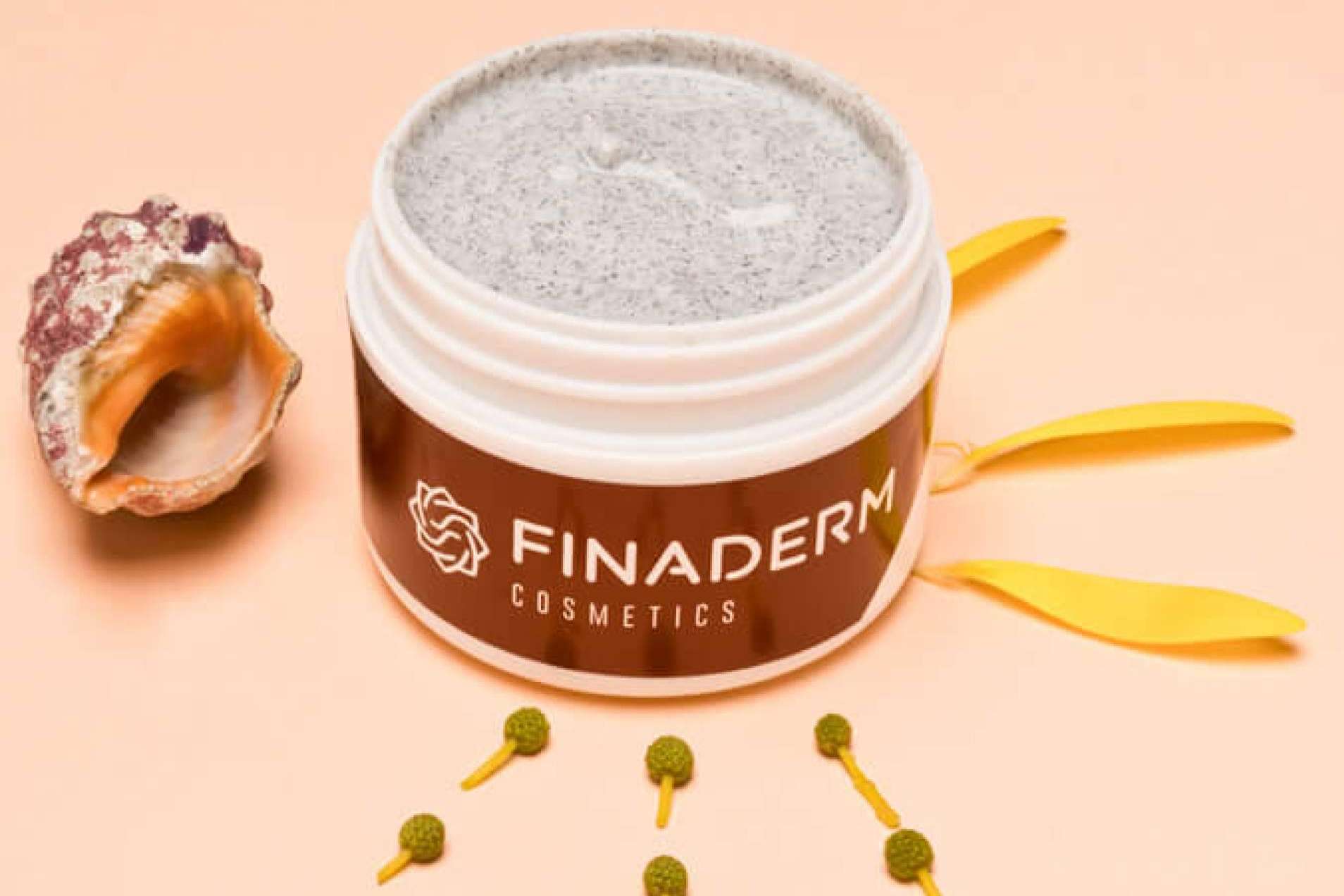 Beneficios que aporta el exfoliante facial de Finaderm