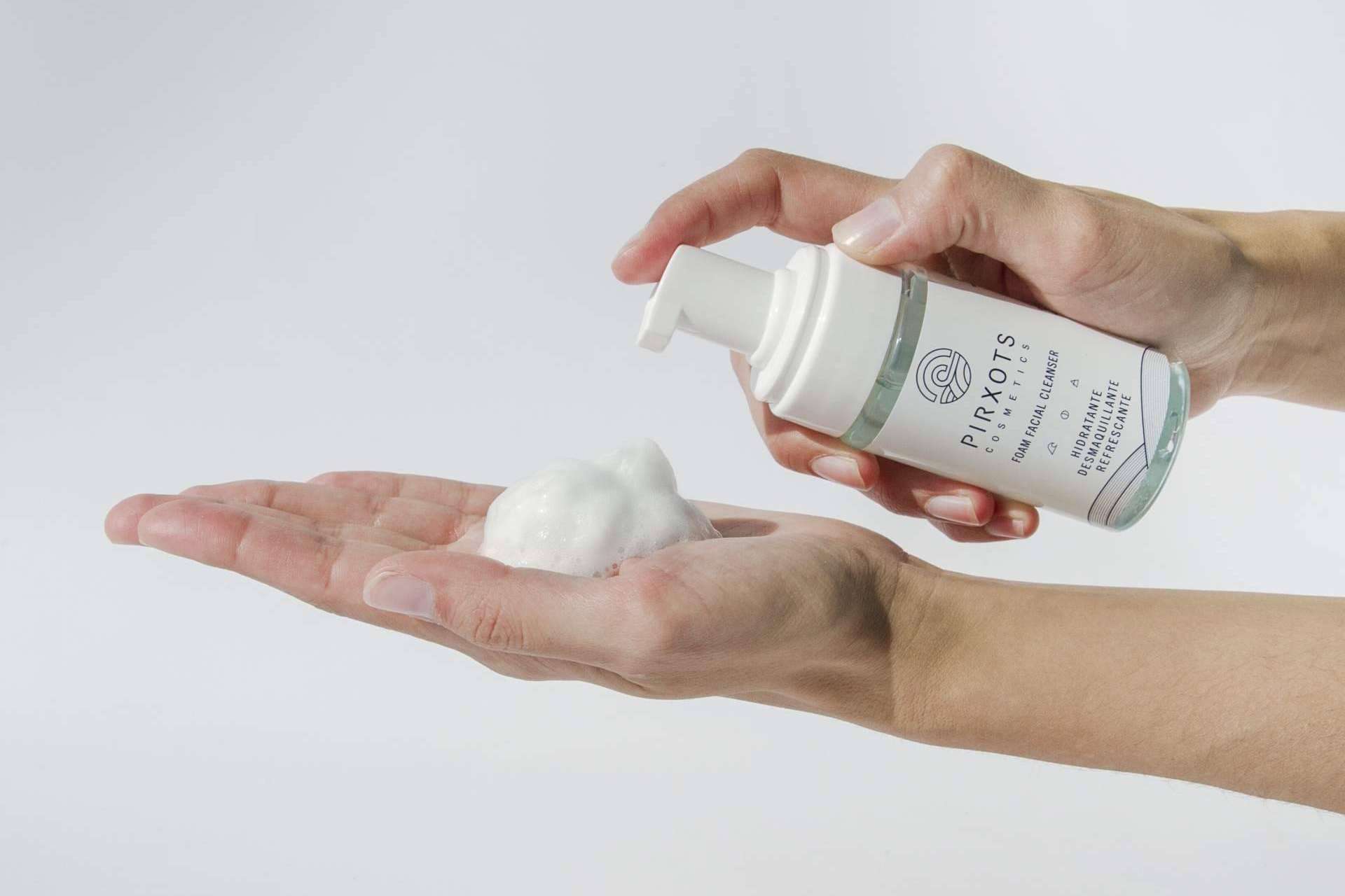 Tener una rutina facial rejuvenece y mantiene saludable la piel, de la mano de Pirxots Cosmetics