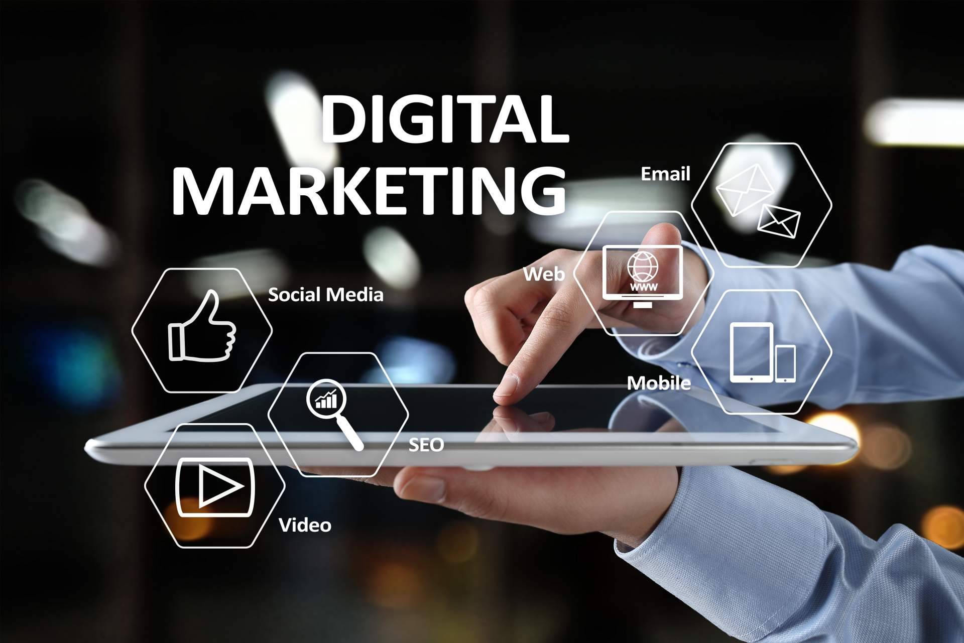 La importancia para un negocio de tener las redes sociales al día