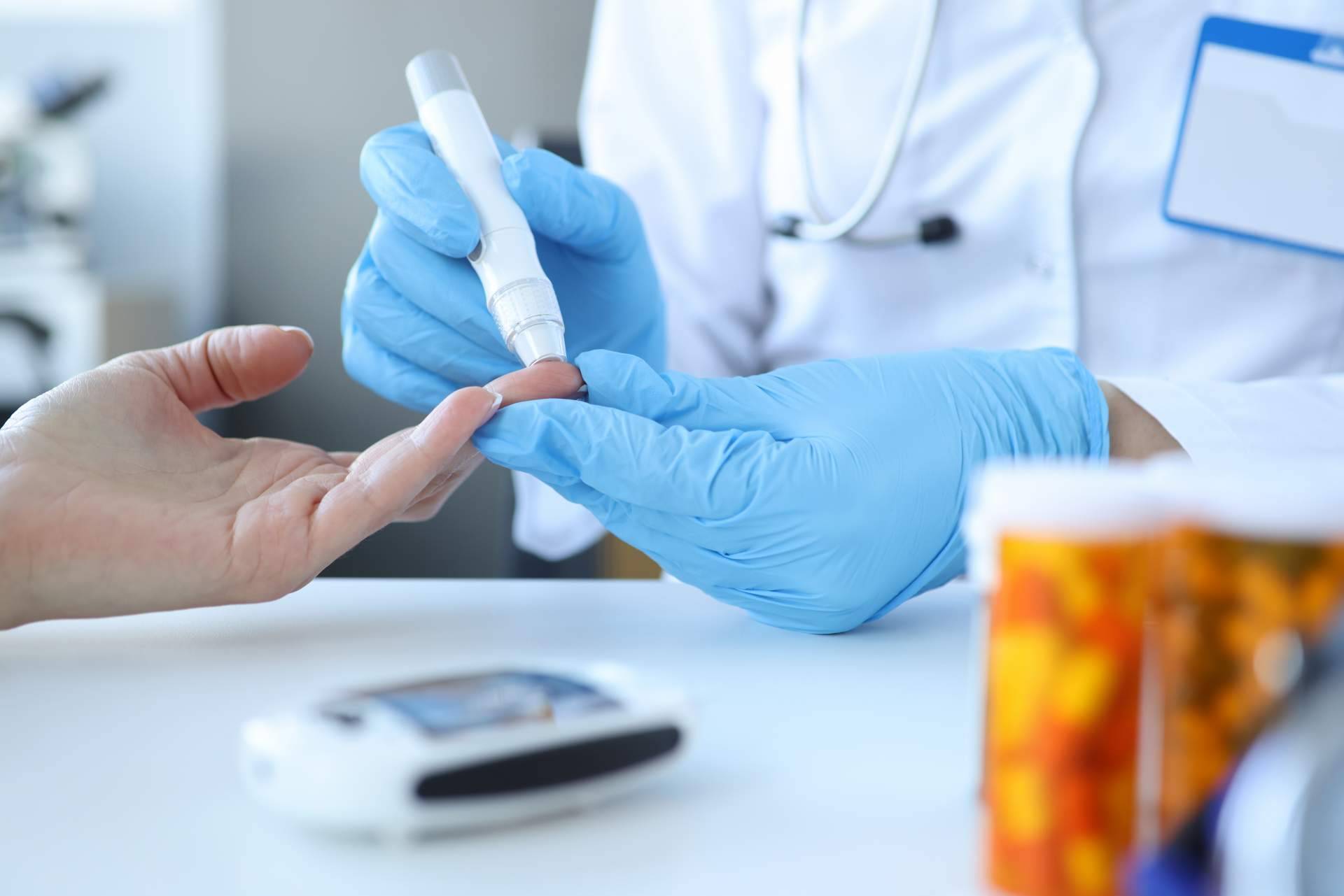 ¿Cómo afecta a la salud del corazón el colesterol bueno y colesterol malo?