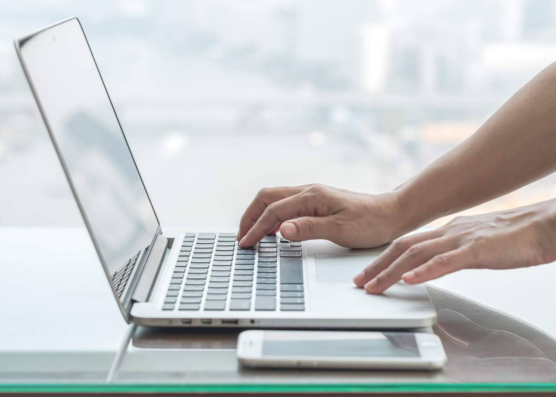 Cursos de inglés online, ¿quién ha dicho que el inglés se aprende mejor en persona?