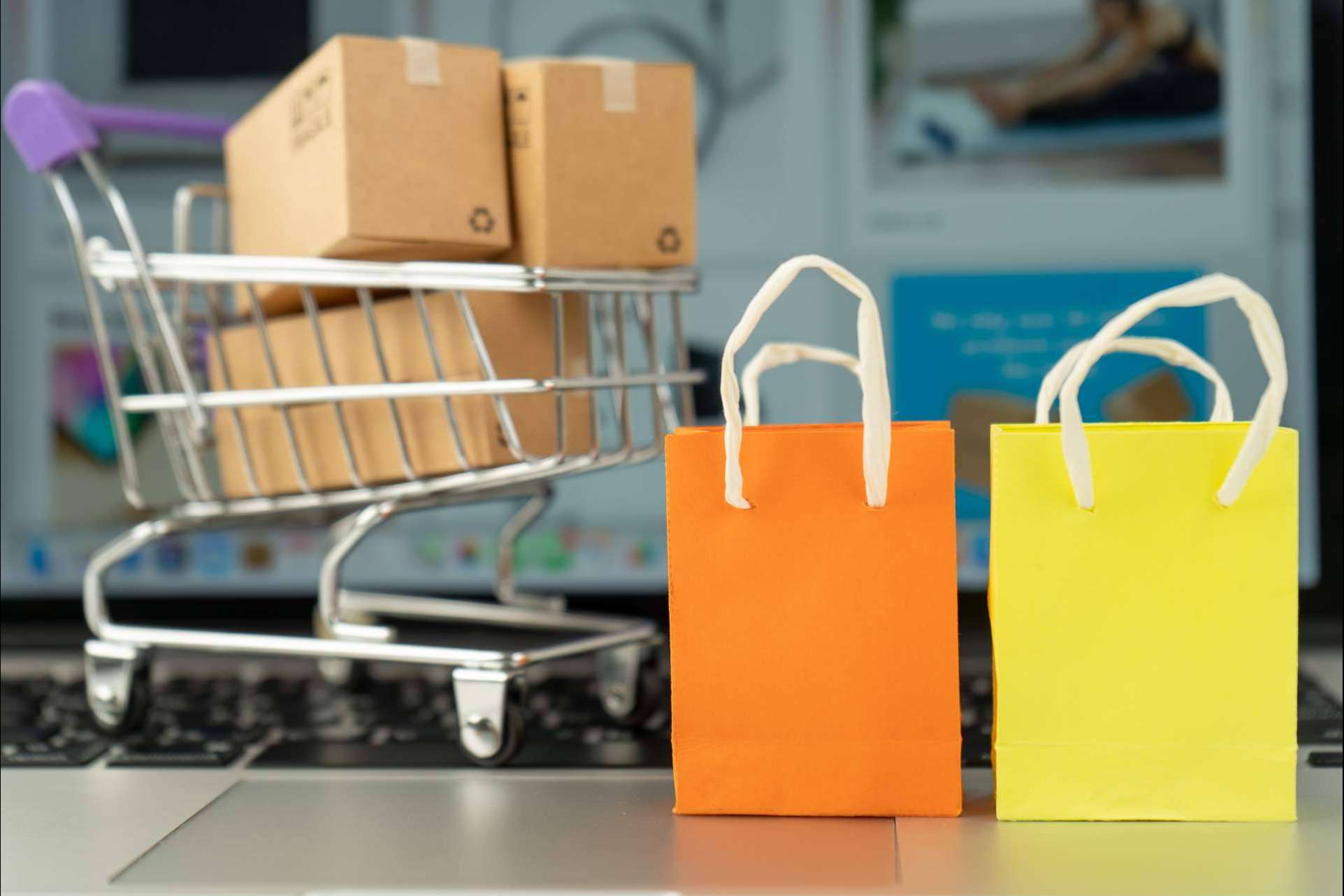 La plataforma Dámelo Dámelo diseña una estrategia en su portal para vivir la Navidad con los comercios locales