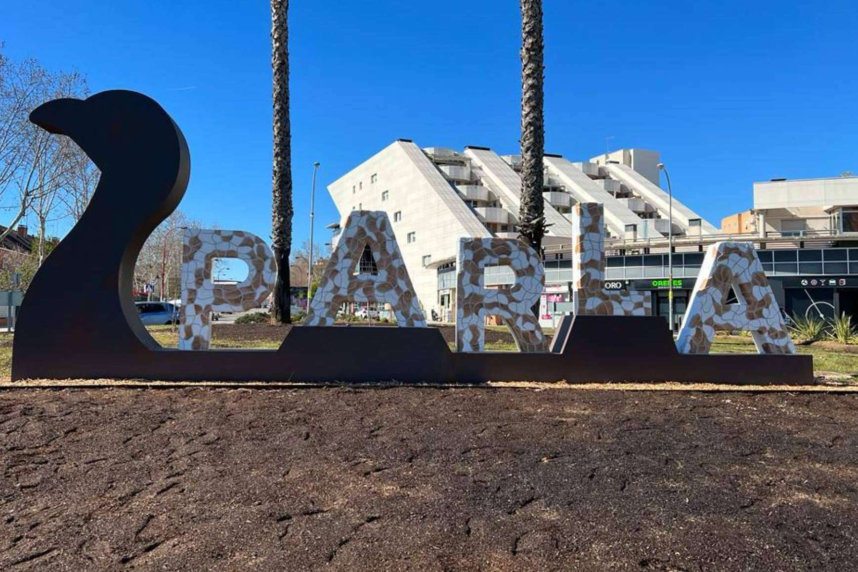 Letras en las entradas de las localidades de la mano de Mobuartex
