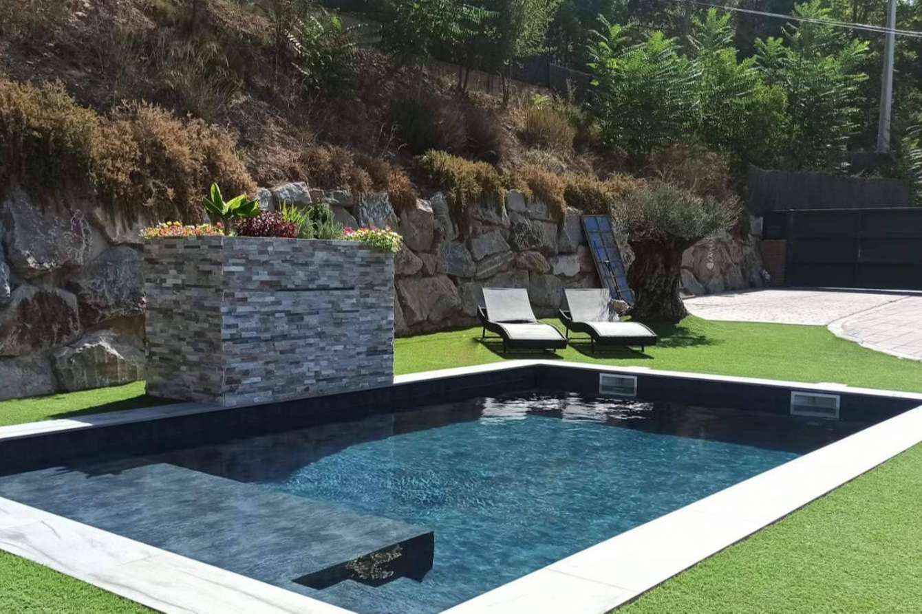 Las piscinas sin tuberías con uno de los sistemas más eficientes e innovadores del mercado