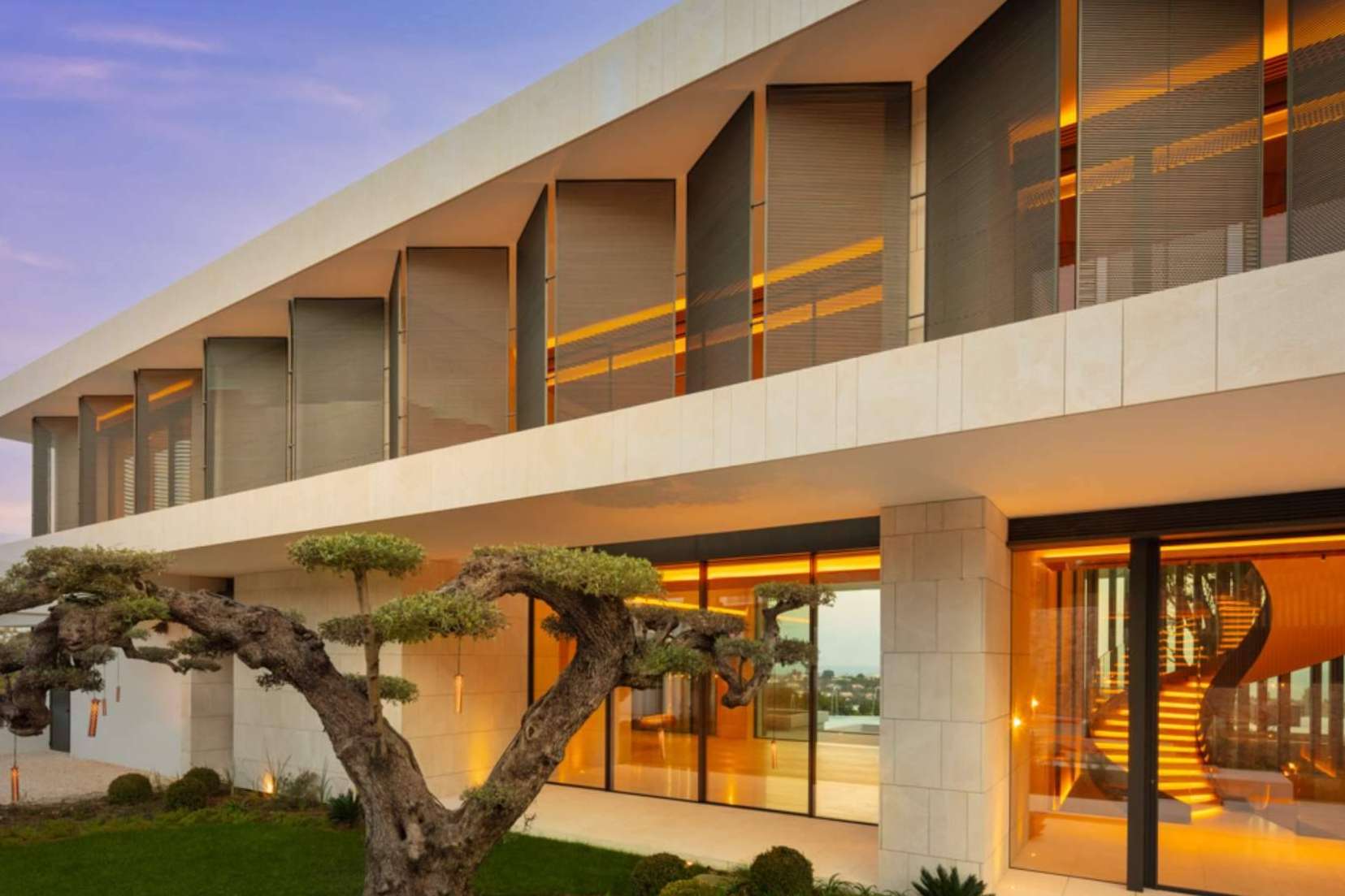 Inmobiliaria experta en viviendas de lujo, Zeuthen & Company