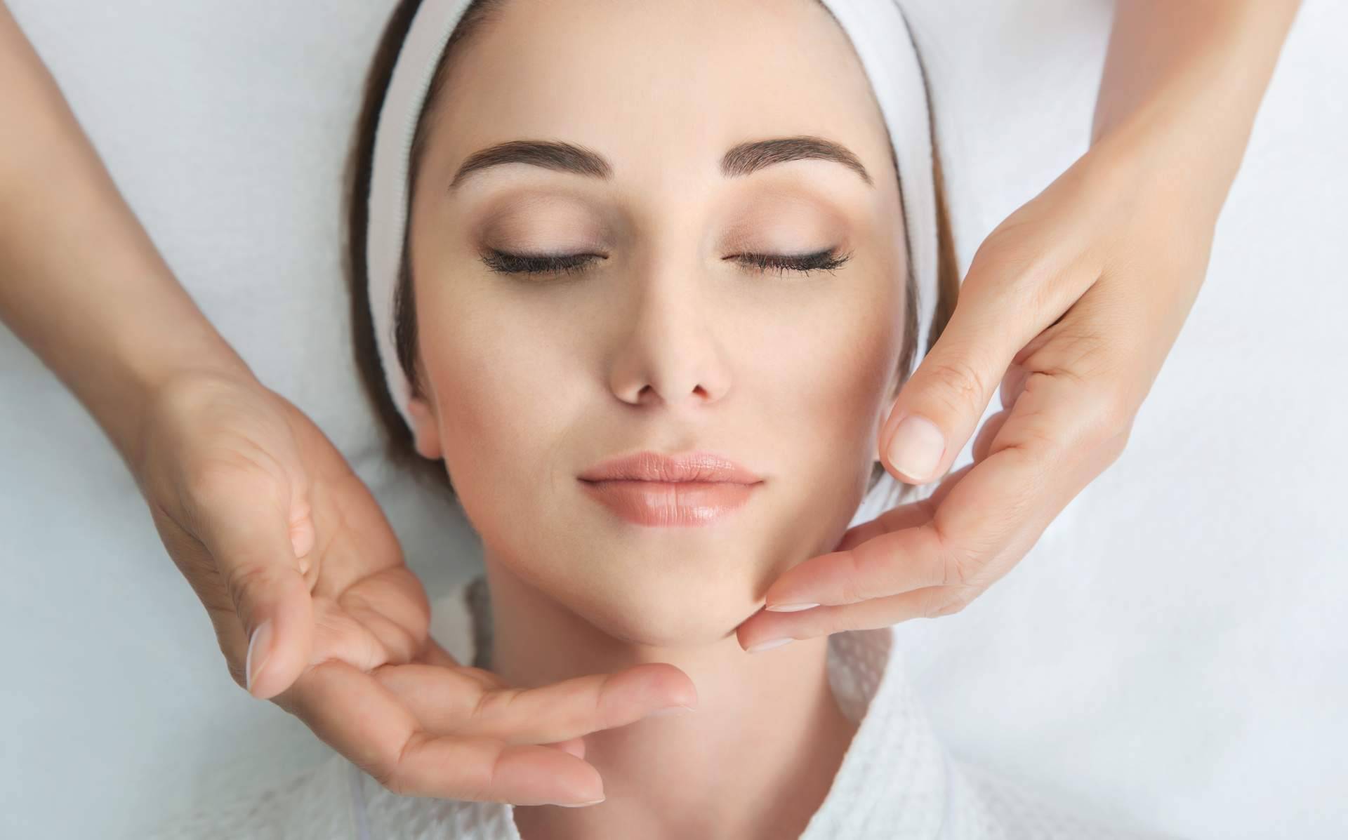 Las ventajas del tratamiento Full Face en medicina estética