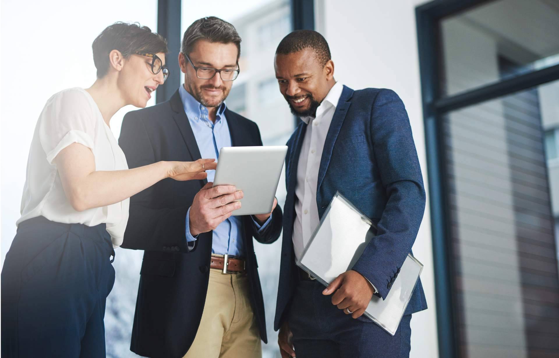 Razones por las que digitalizar empresas y asesorías es cada vez más económico