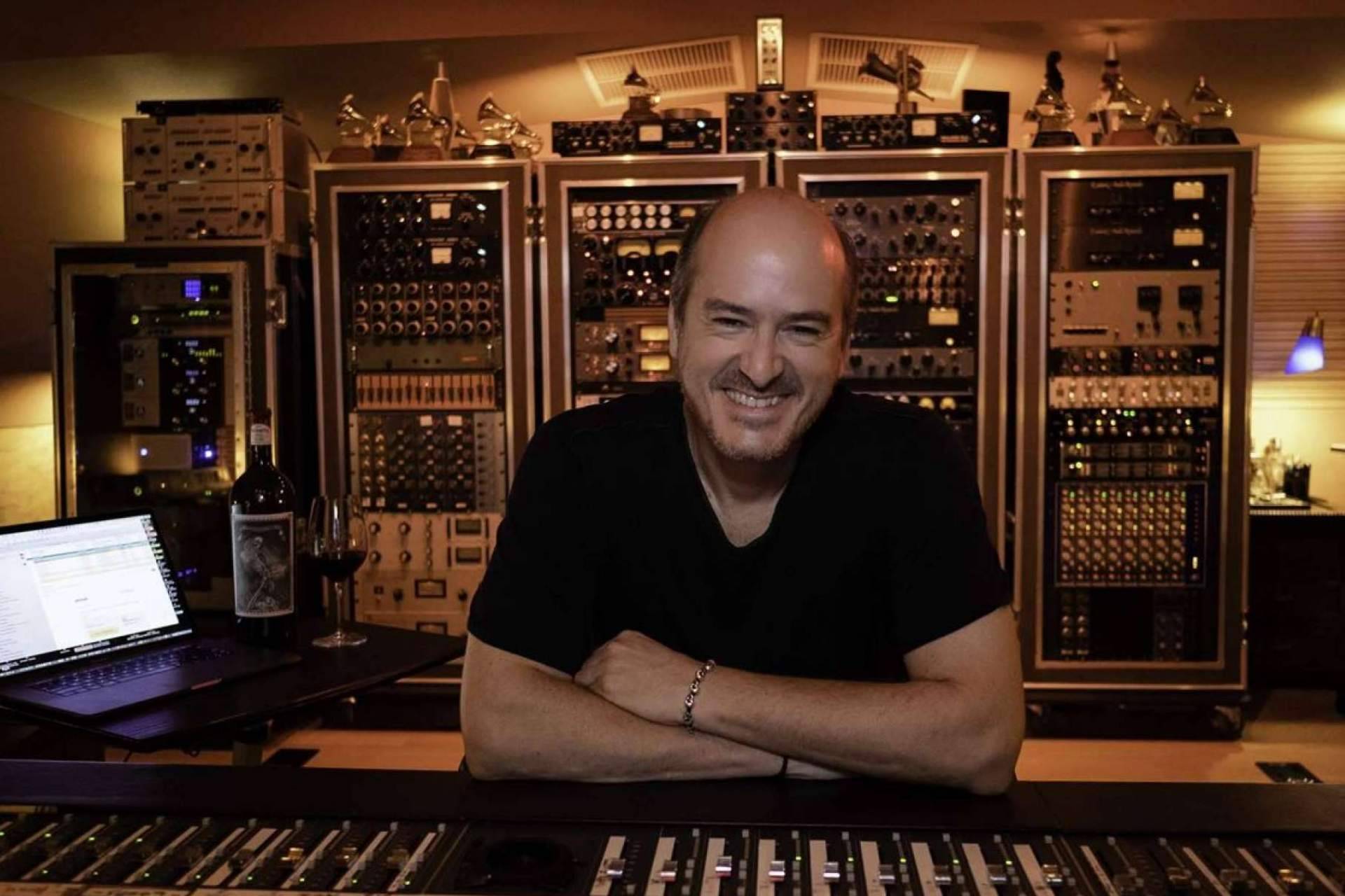 Rafa Sardina, ganador de 17 Grammys, al alcance de todos gracias a EUMES
