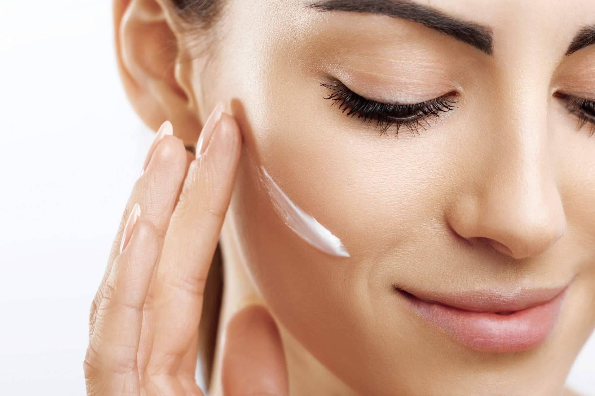 Farmacia Laura Garín dispone vía online de la marca cosmética Medik8