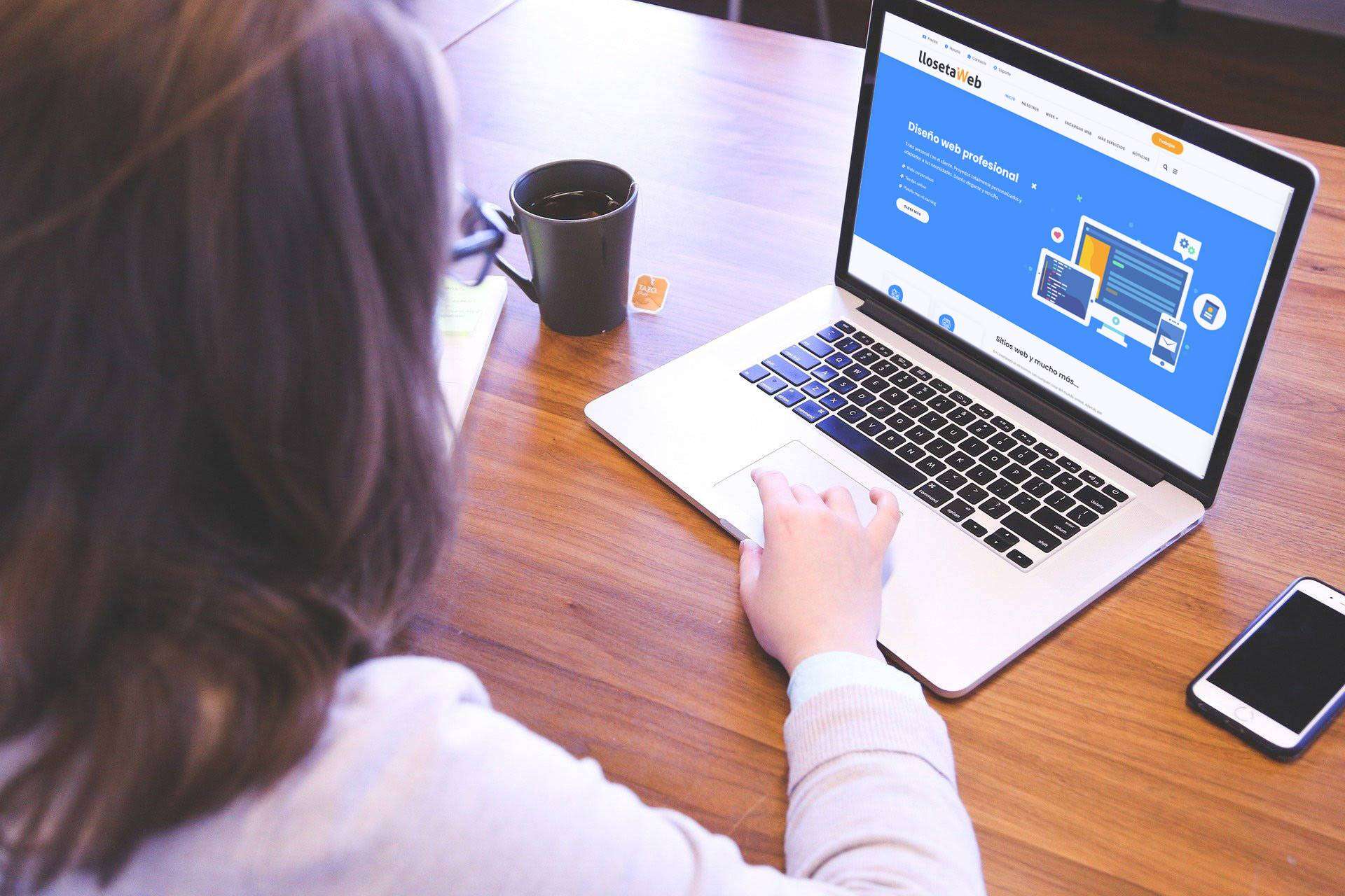 Crear espacios online personalizados para cualquier negocio, con la ayuda de Llosetaweb