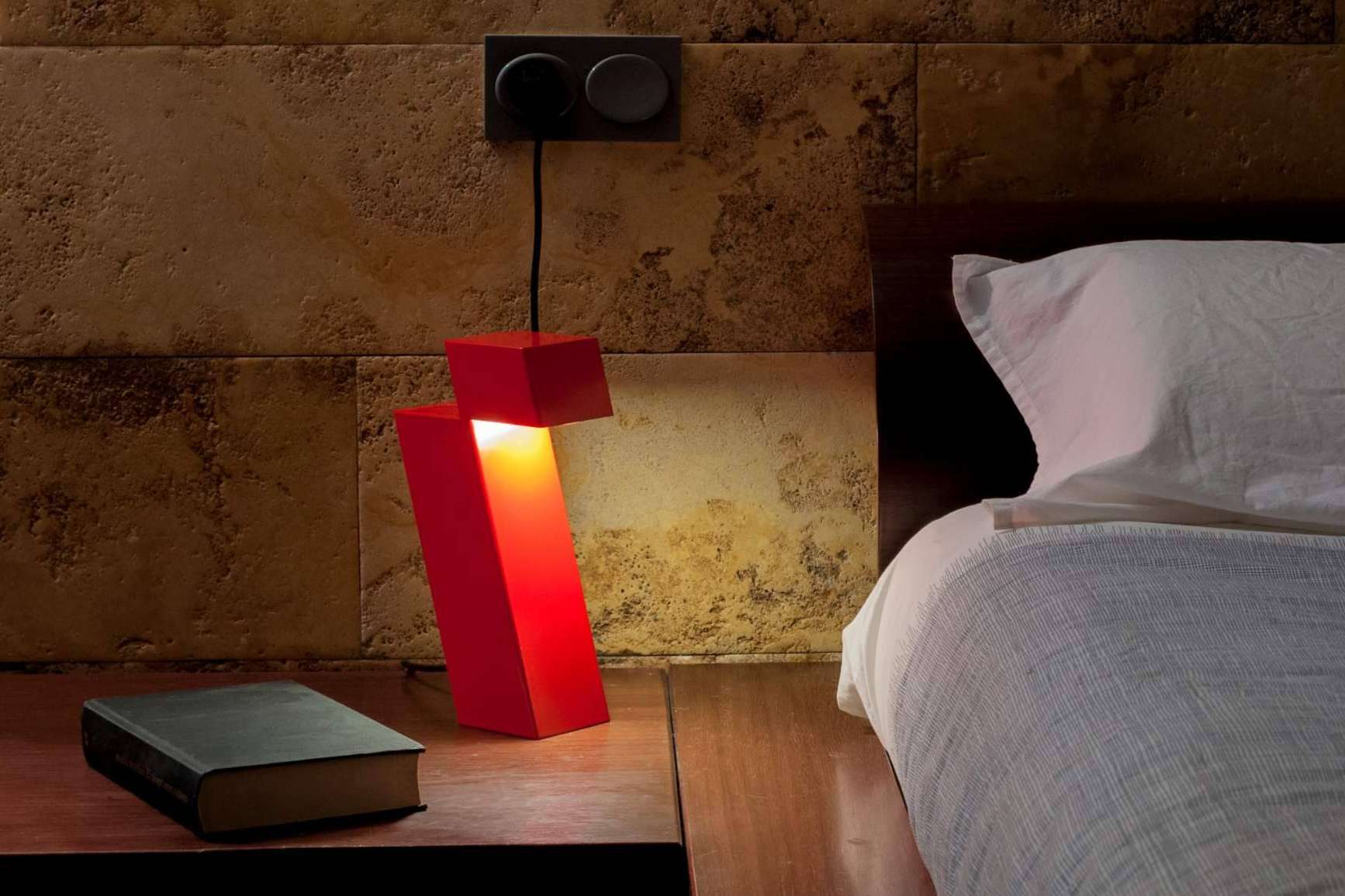 Fabricación de lámparas en España de la mano de Falsa Escuadra y sus productos de iluminación artesanal minimalista