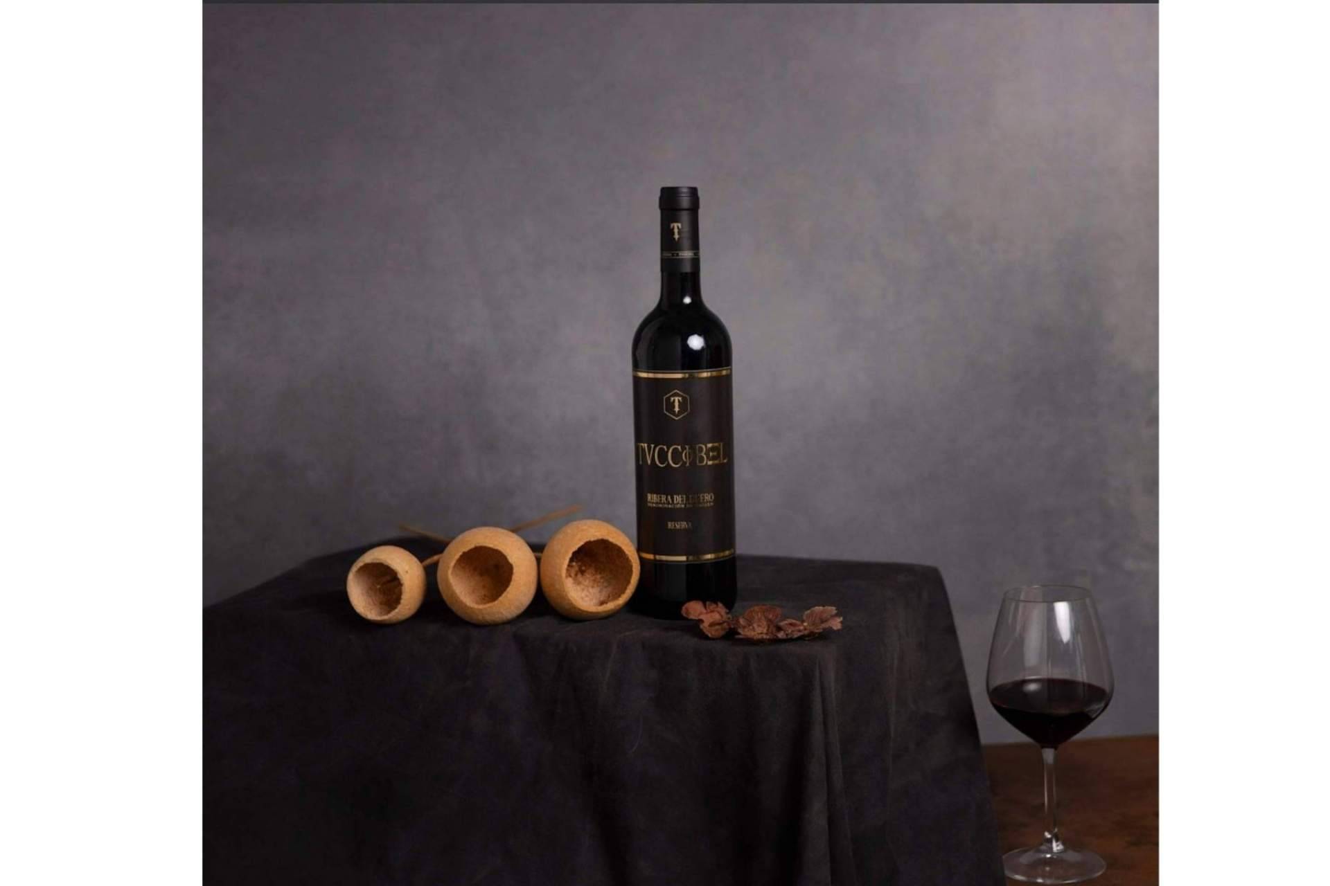 Arte y coleccionismo son las cualidades del vino Tuccibel