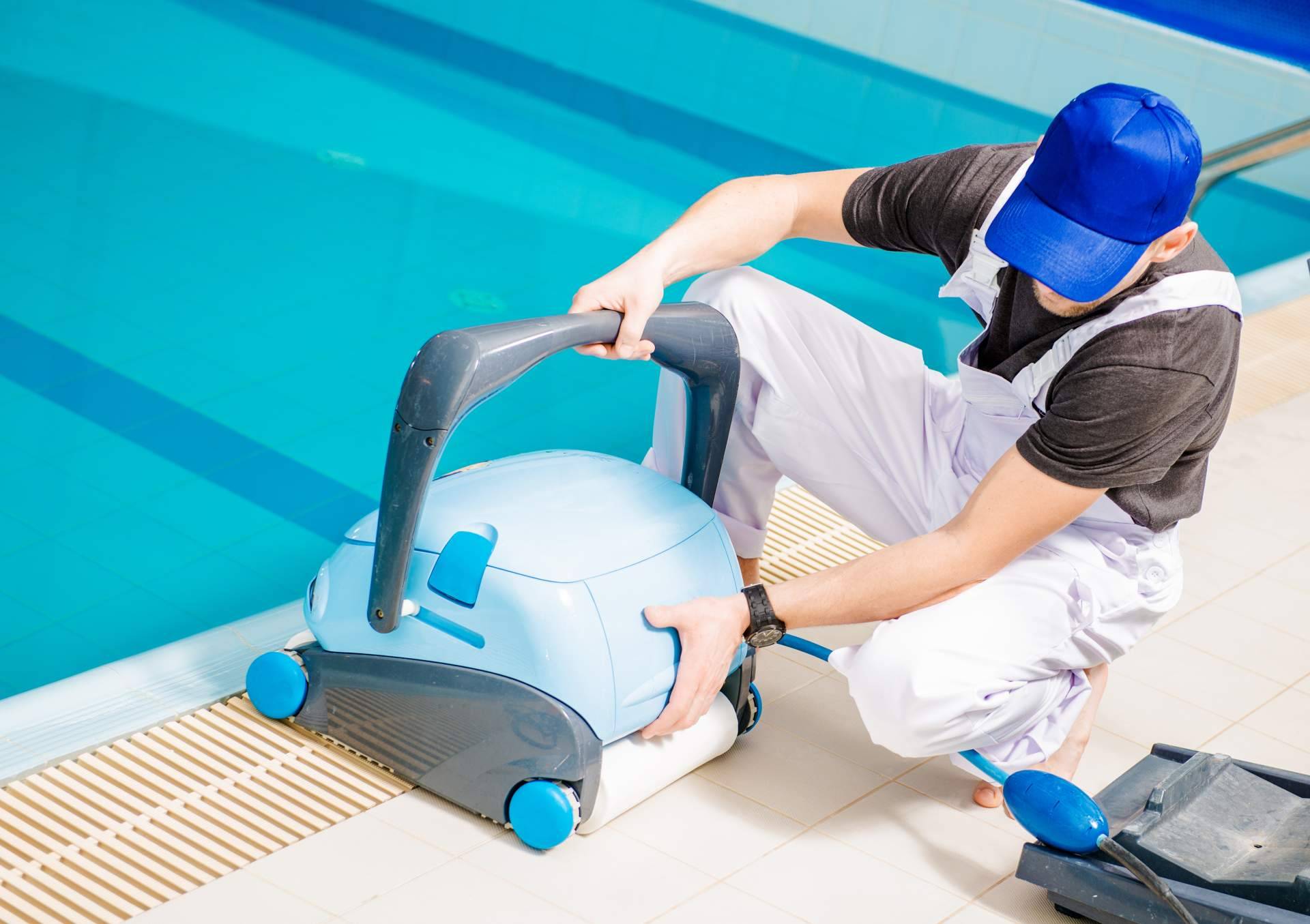 Swimhome dispone de robot limpiafondos automatizados de piscinas