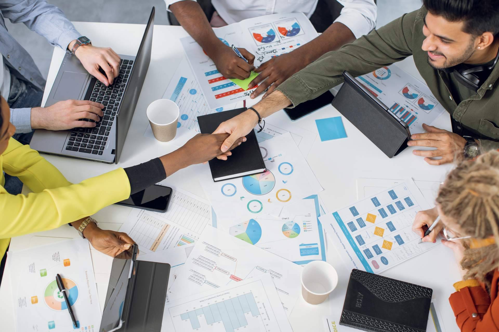 Nexia APPs, con 14 años de experiencia en el sector, expertos en el desarrollo del MVP de una aplicación móvil