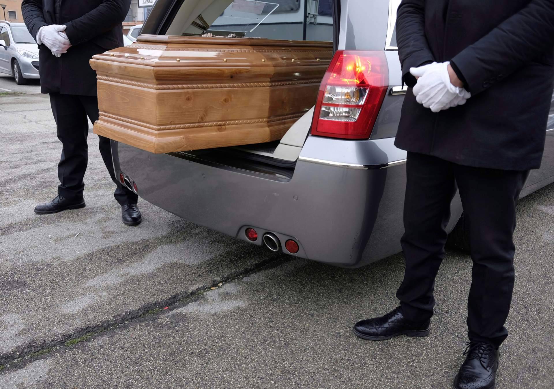 ¿Por qué es importante estar bien informado antes de un fallecimiento? Interfunerarias