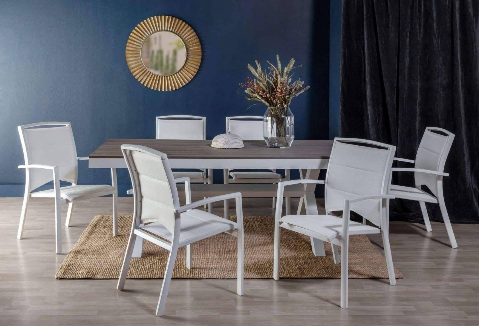 La tienda Camino a Casa ofrece muebles para decorar y ambientar jardines