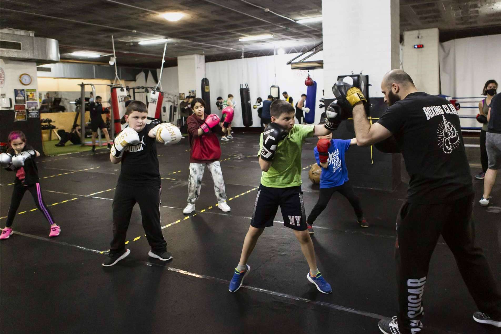 Boxeo infantil y educativo con Club de Boxa Iberia