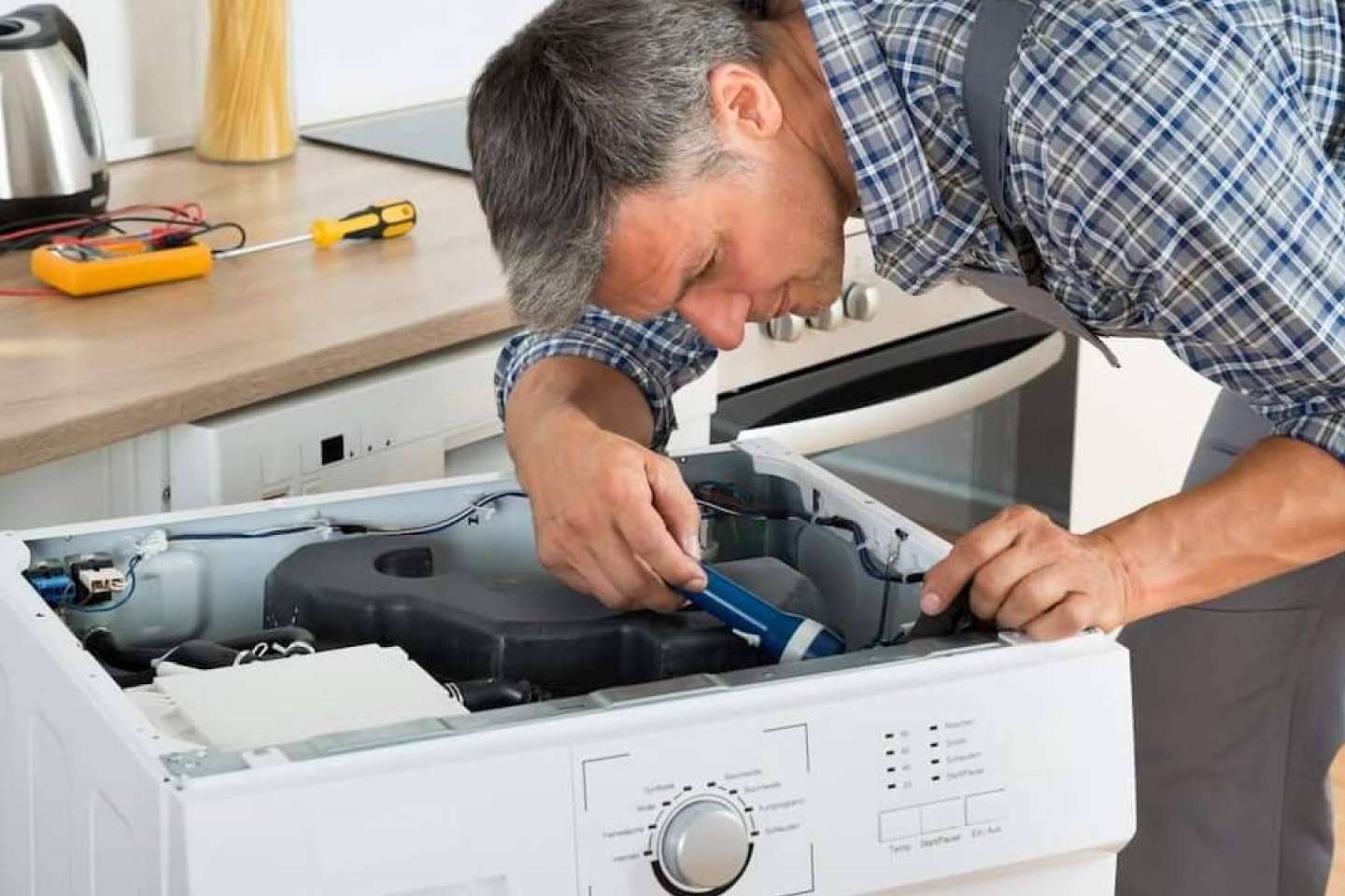 Reparar el frigorífico con el Servicio Técnico Beko en Sevilla