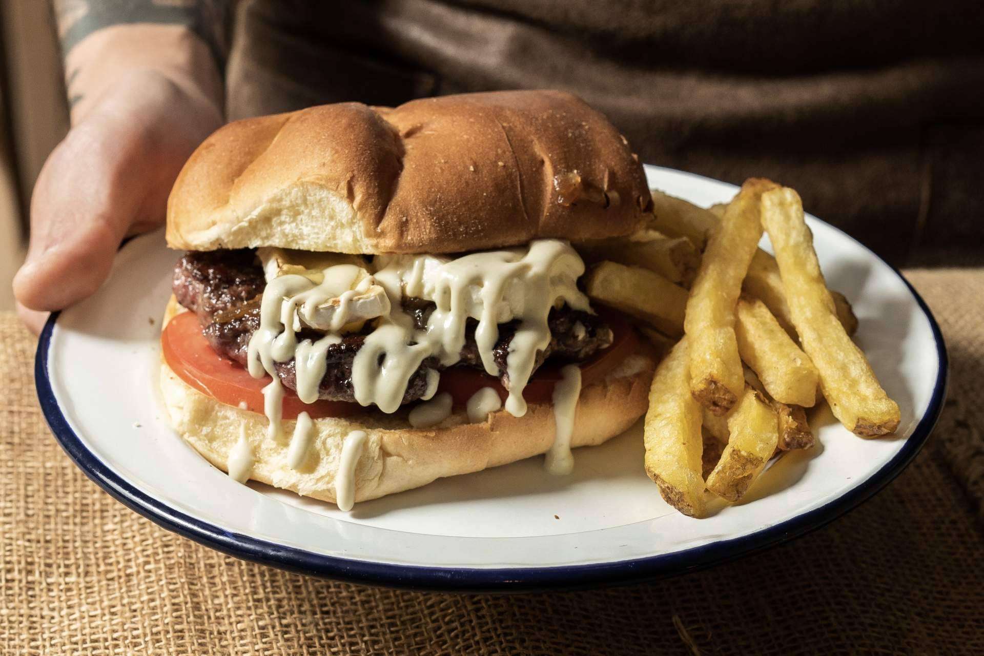 El restaurante Tío Joe y sus propuestas de carnes y hamburguesas en Barcelona con un sabor único