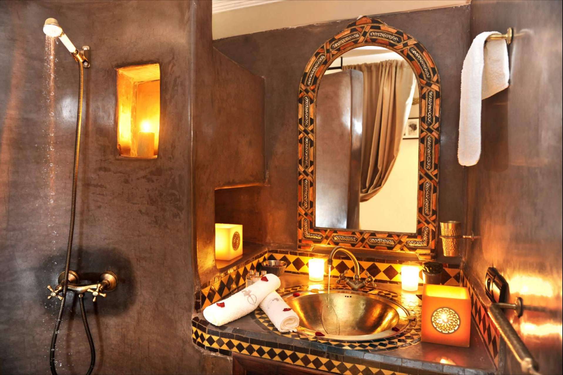 Una experiencia inolvidable llena de arte, historia y glamour con Riad Belle Epoque