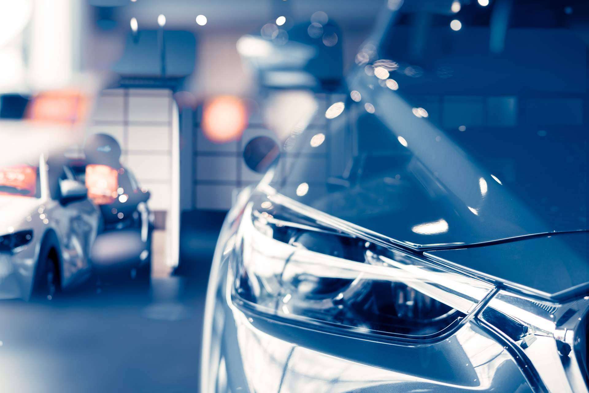 Rent Car Deluxe dispone de la opción de alquilar un coche de lujo para hacer un regalo único