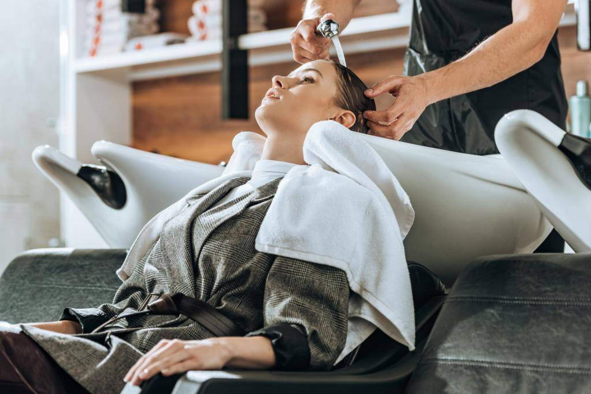 ¿Cómo teñir el cabello en casa en solo 10 minutos?
